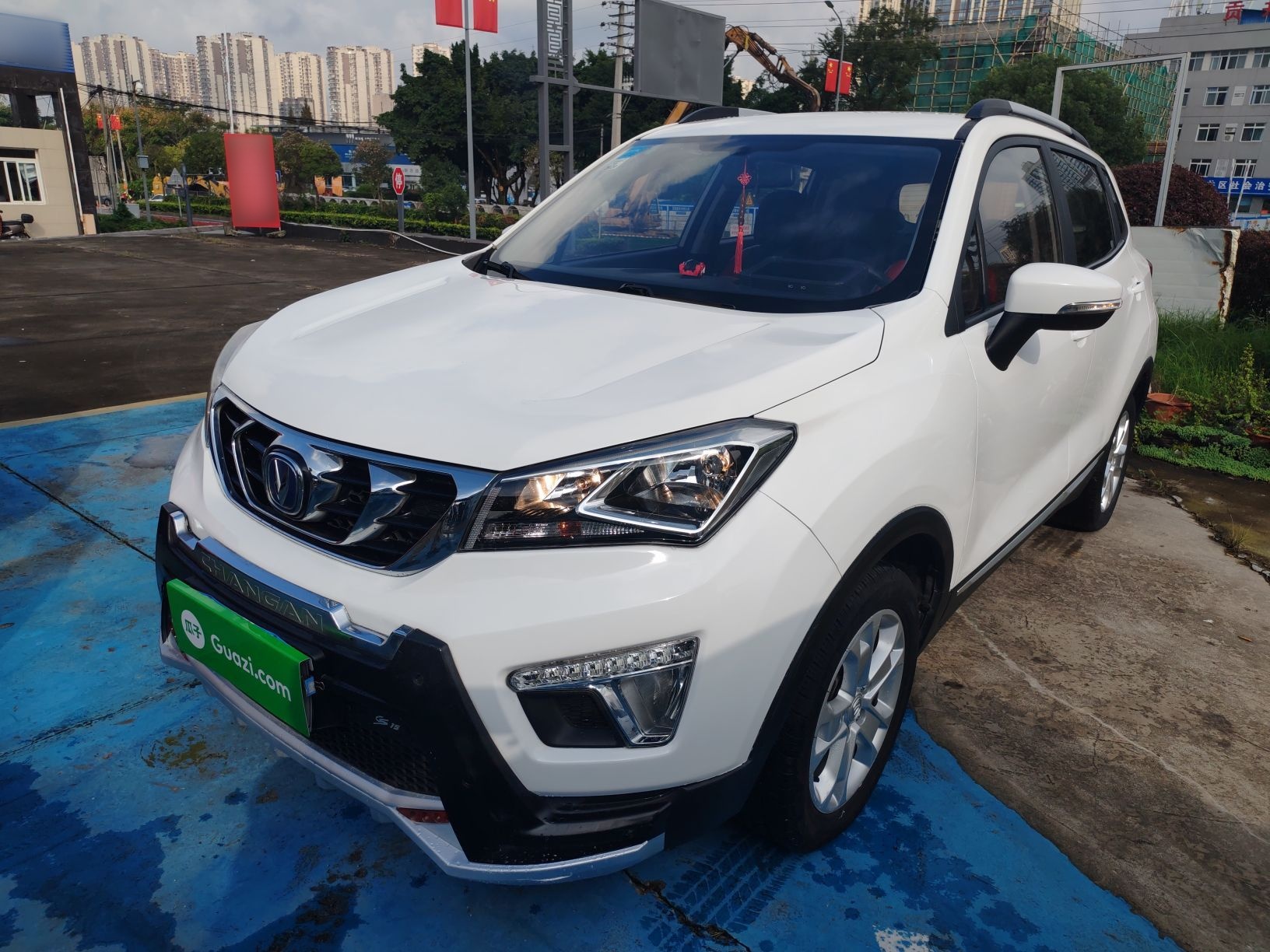 Changan CS15 EV 2016 car image 