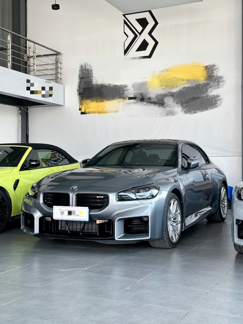 BMW M235L 2025 car image 