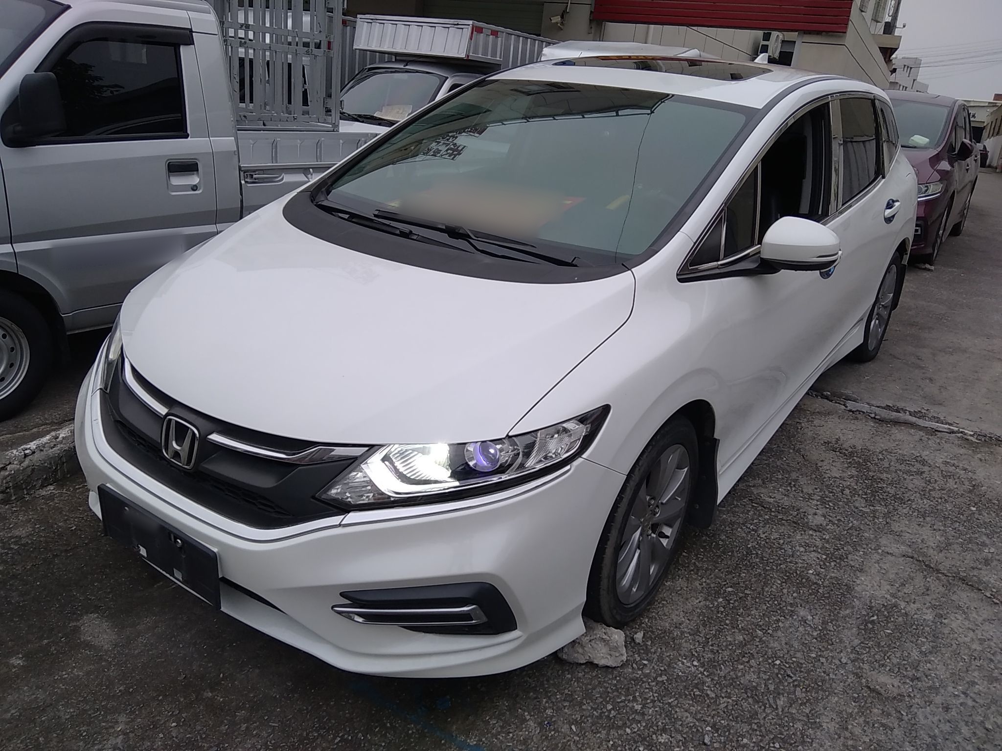 Honda Jade 2017 car image 