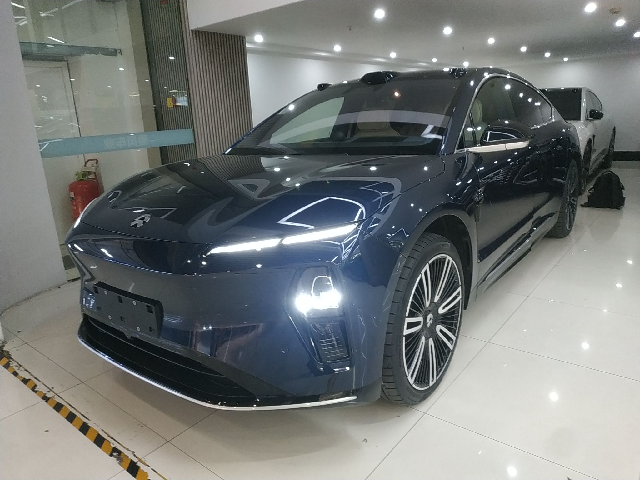 NIO ET9 2025 汽车图片 