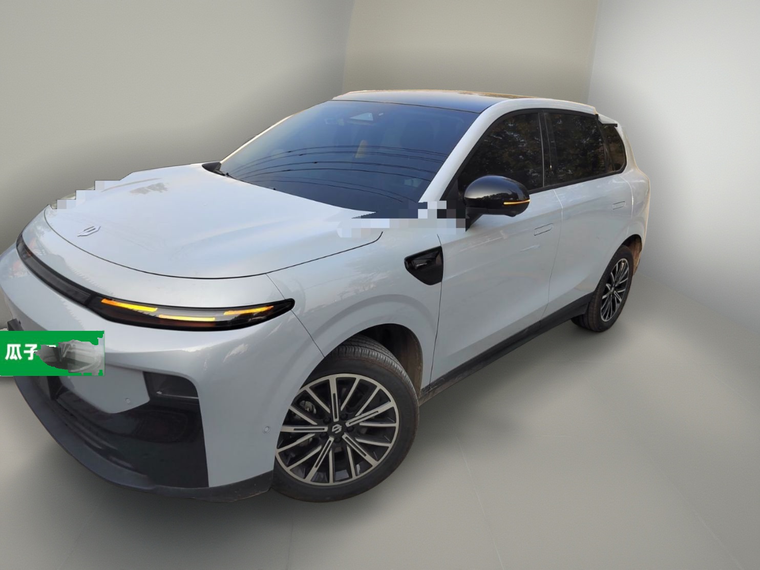 Leapmotor B10 2025 汽车图片 