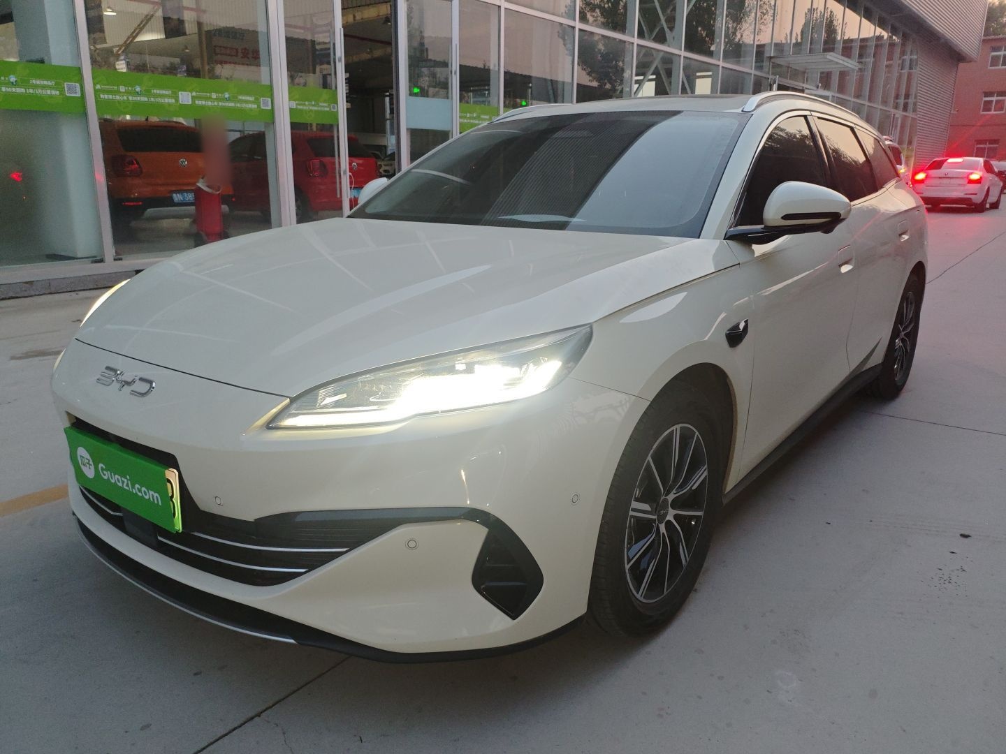 BYD Seal 06 DM-i 2025 BYD Seal 06 DM-i 2025 car image