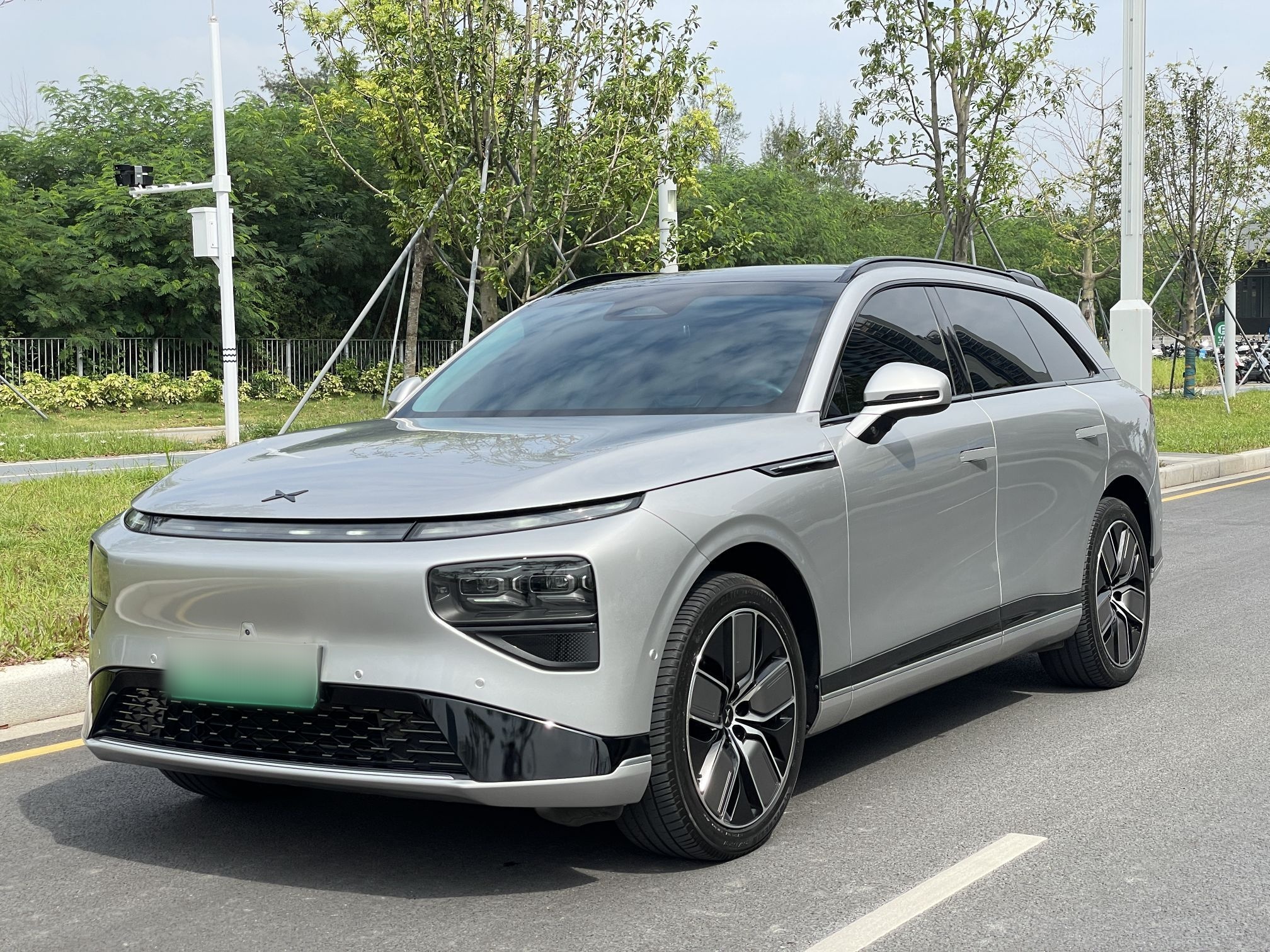 Xpeng G9 2022 immagine di auto 