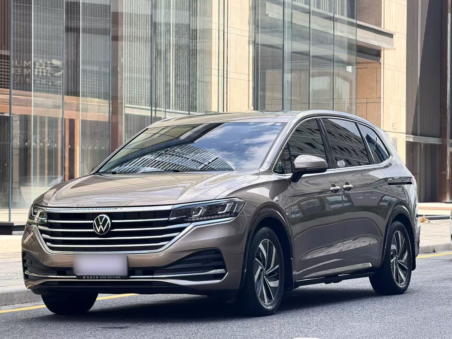 Volkswagen Viloran 2020 immagine di auto 