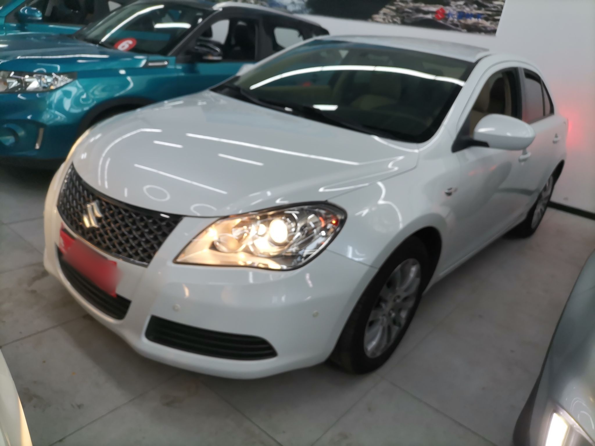 Suzuki Kizashi 2016 image de voiture 