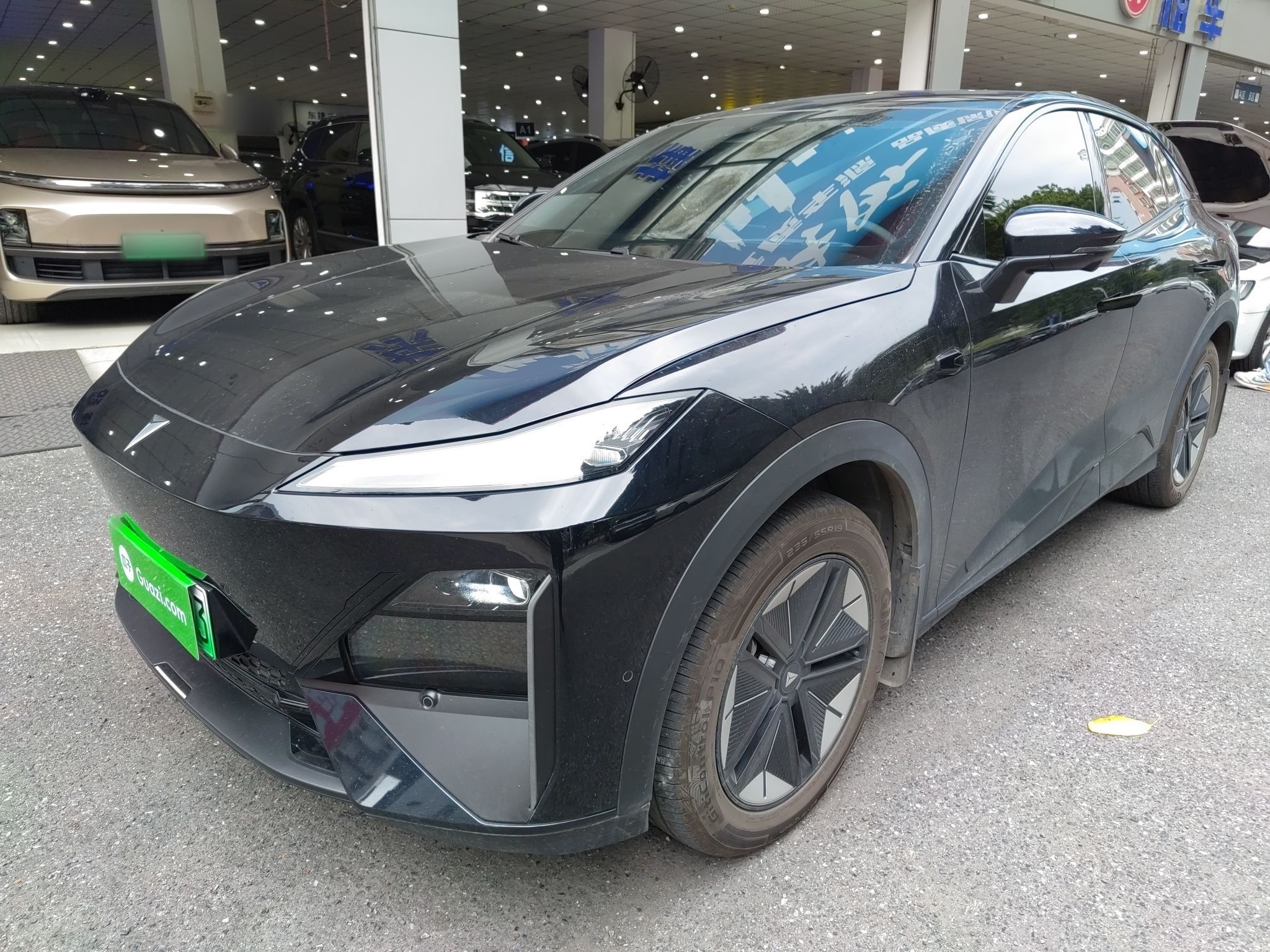 Deepal S07 2025 car image 