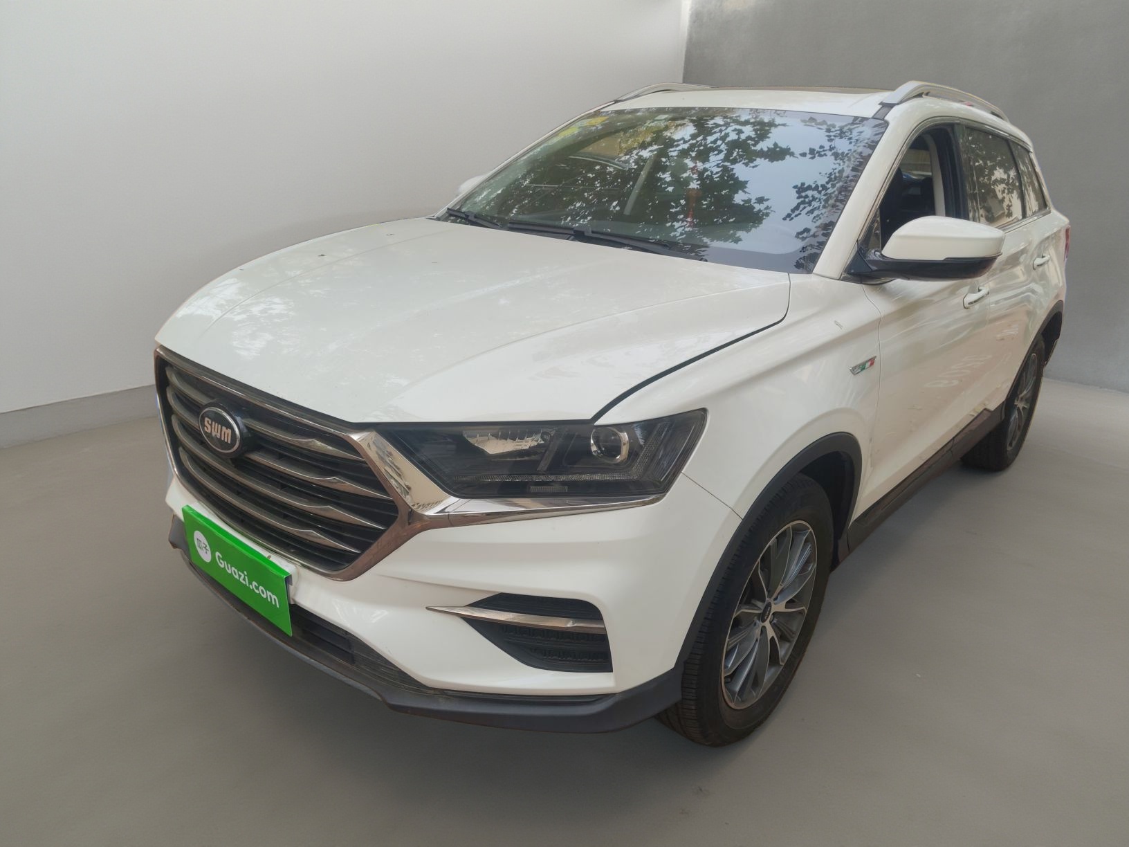 SWM G01 2018 SWM G01 2018 汽车图片