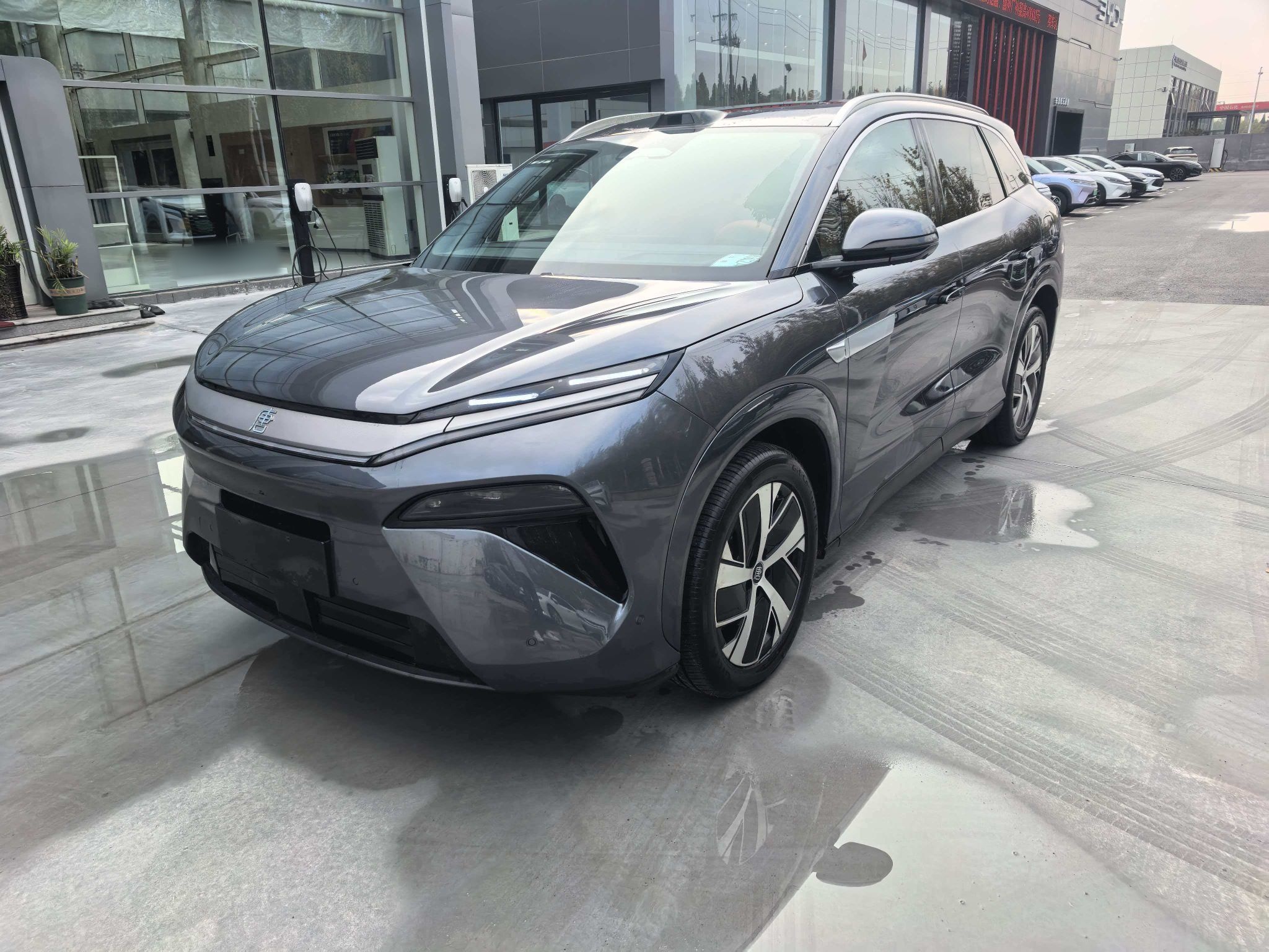 BYD Tang L 2025 car image 