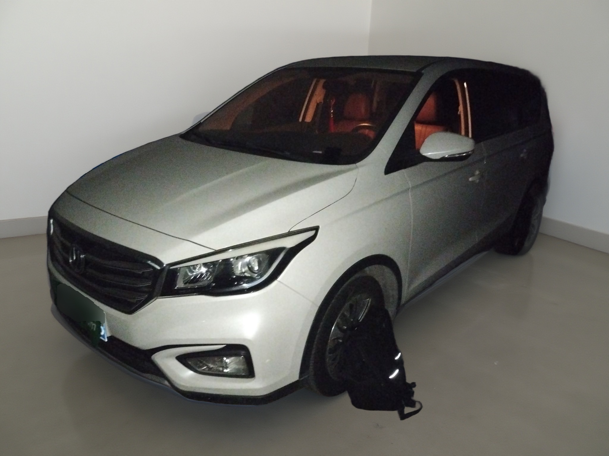 Changan Linmax 2017 car image 