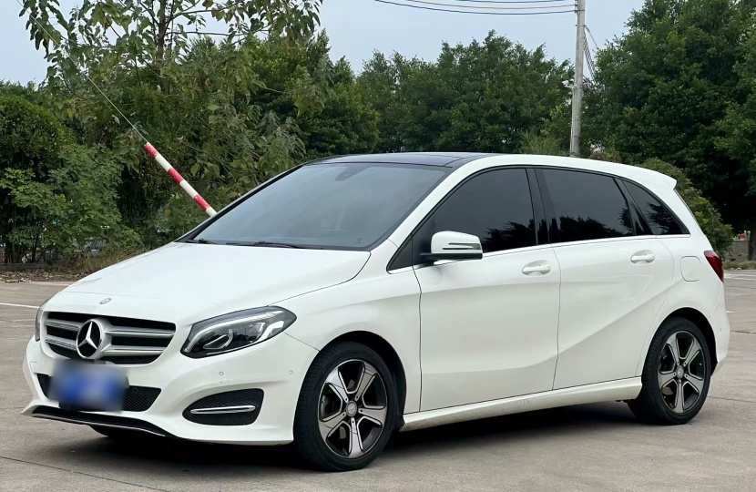 Mercedes-Benz B Class 2017 car image 