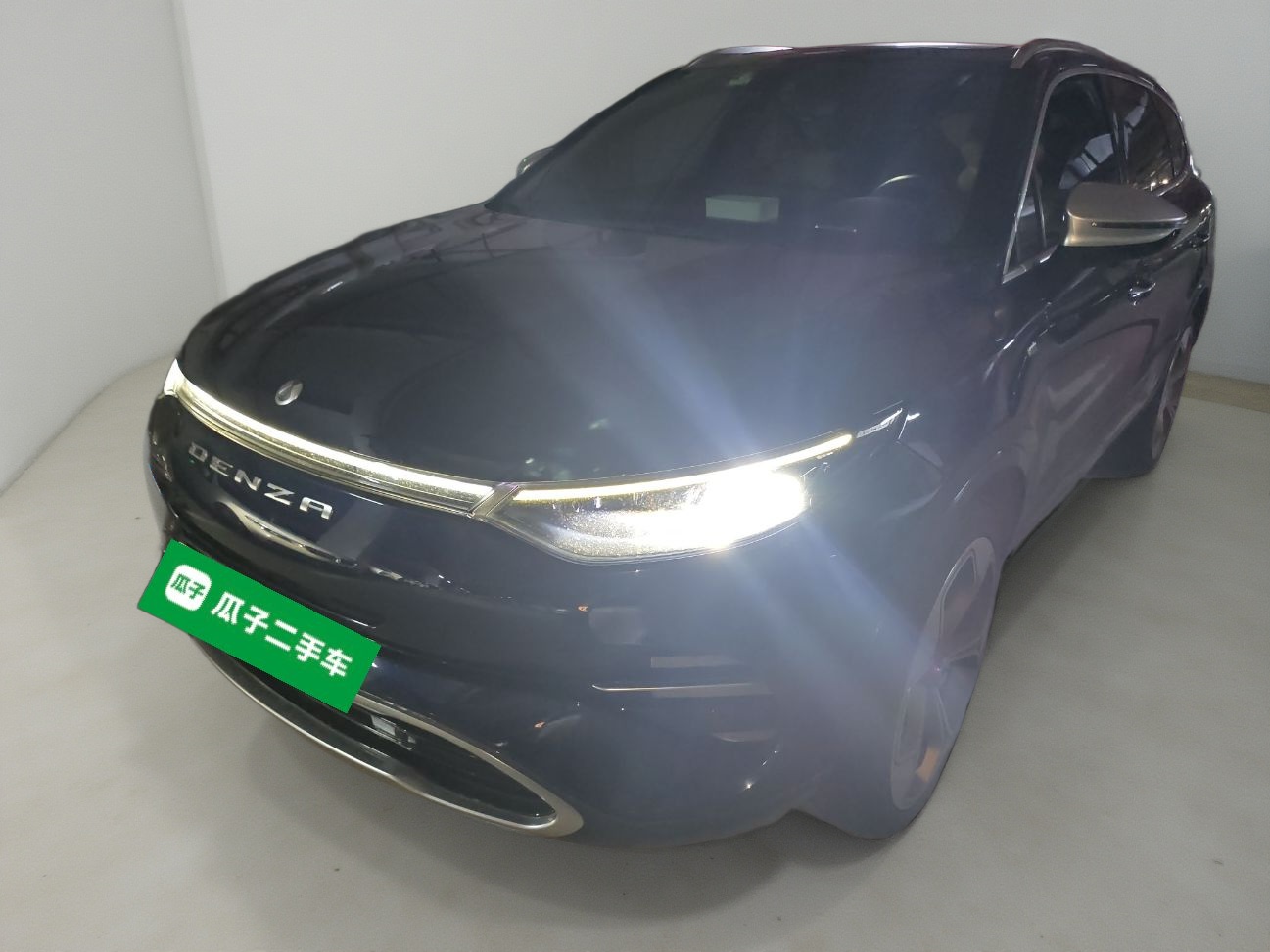 Denza X 2021 Denza X 2021 car image