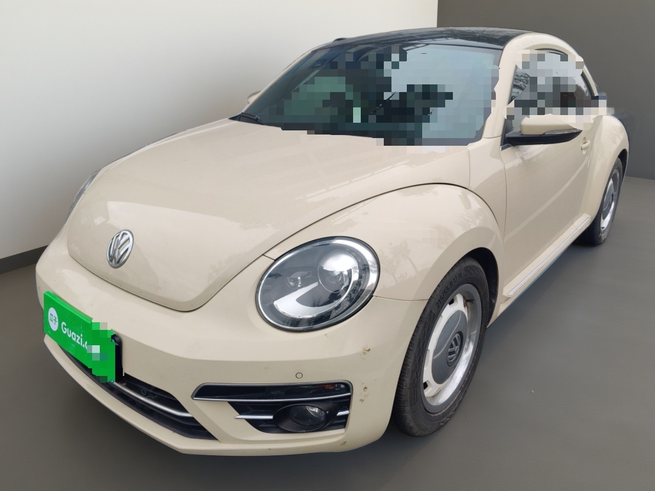 Volkswagen Beetle 2020 car image 