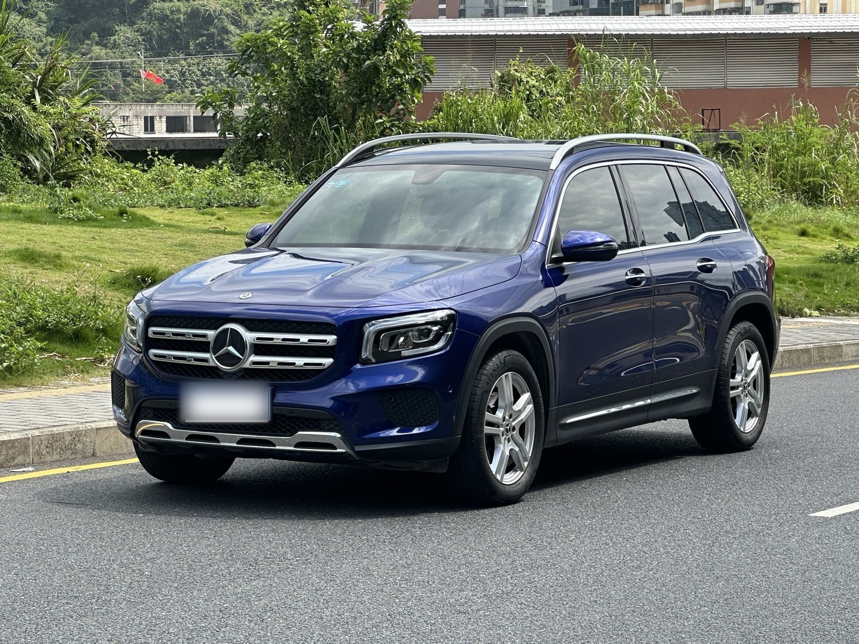 Mercedes-Benz GLB Class 2020 car image 