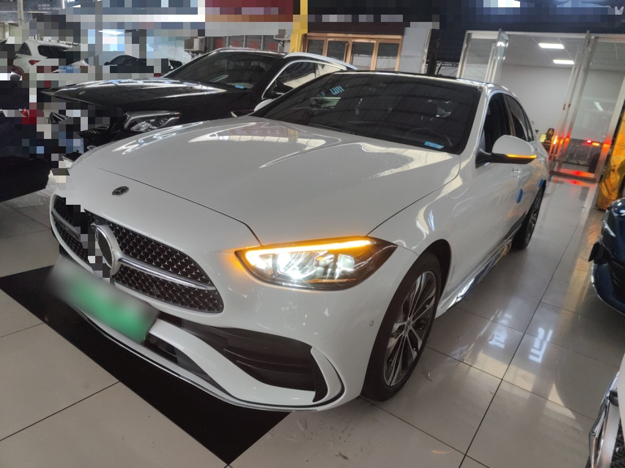 Mercedes-Benz C Class New Energy 2023 car image 
