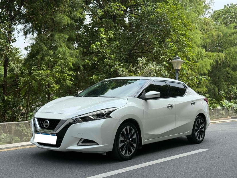 Nissan Lannia 2016 汽车图片 
