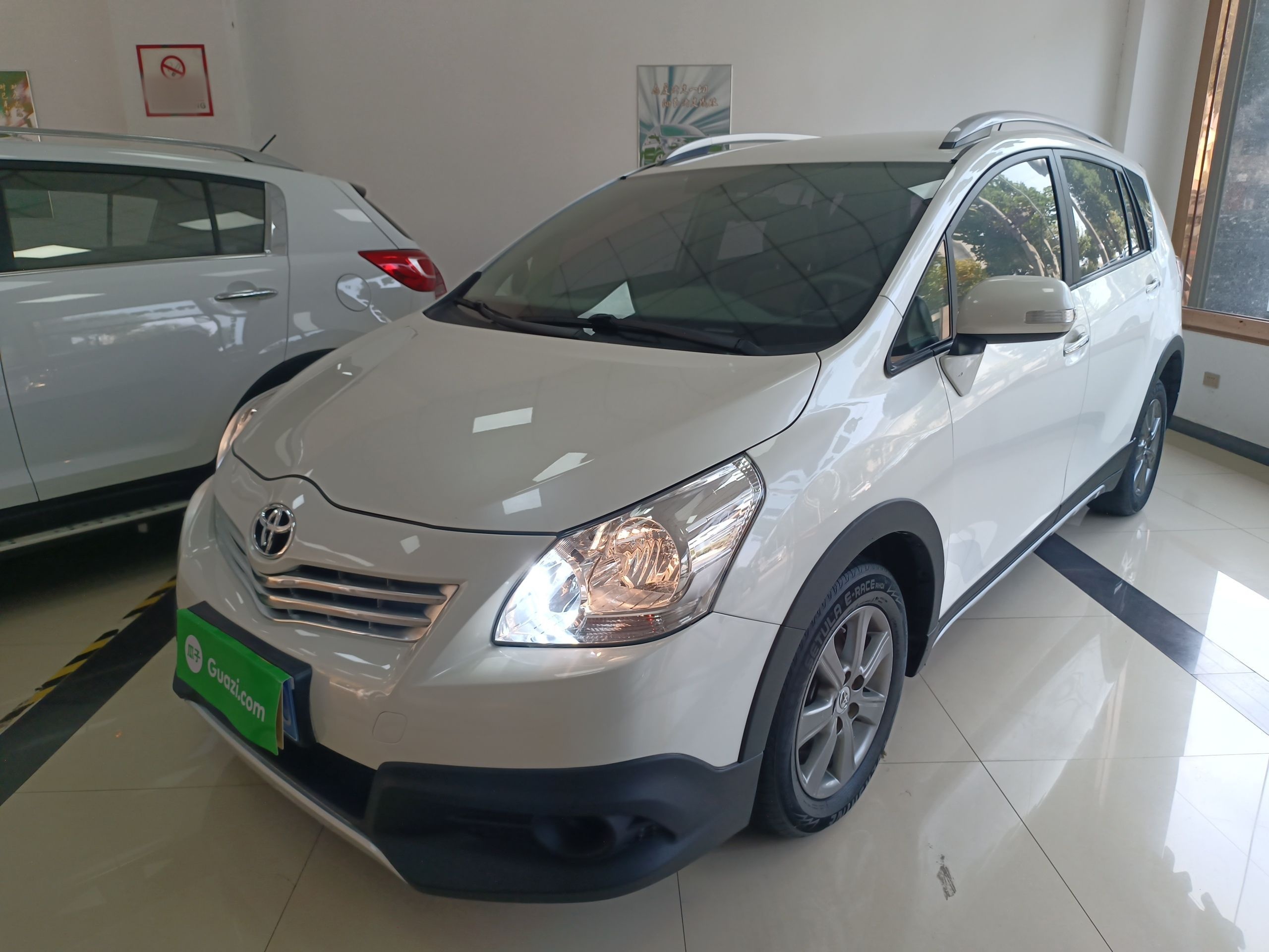 Toyota Verso 2016 car image 