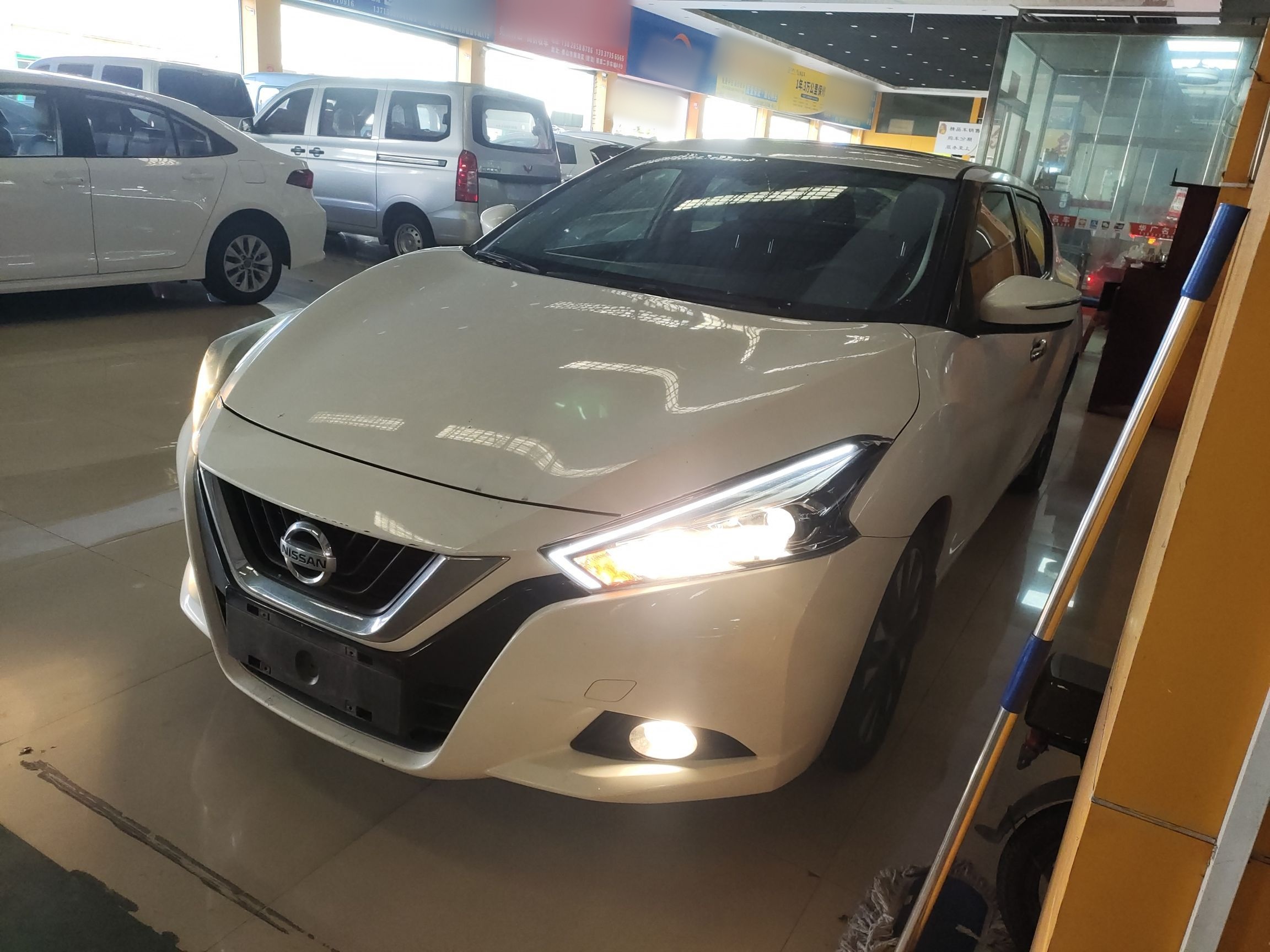 Nissan Bluebird Classic 2018 汽车图片 