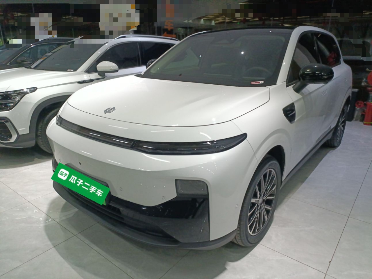 Leapmotor B10 2025 汽车图片 