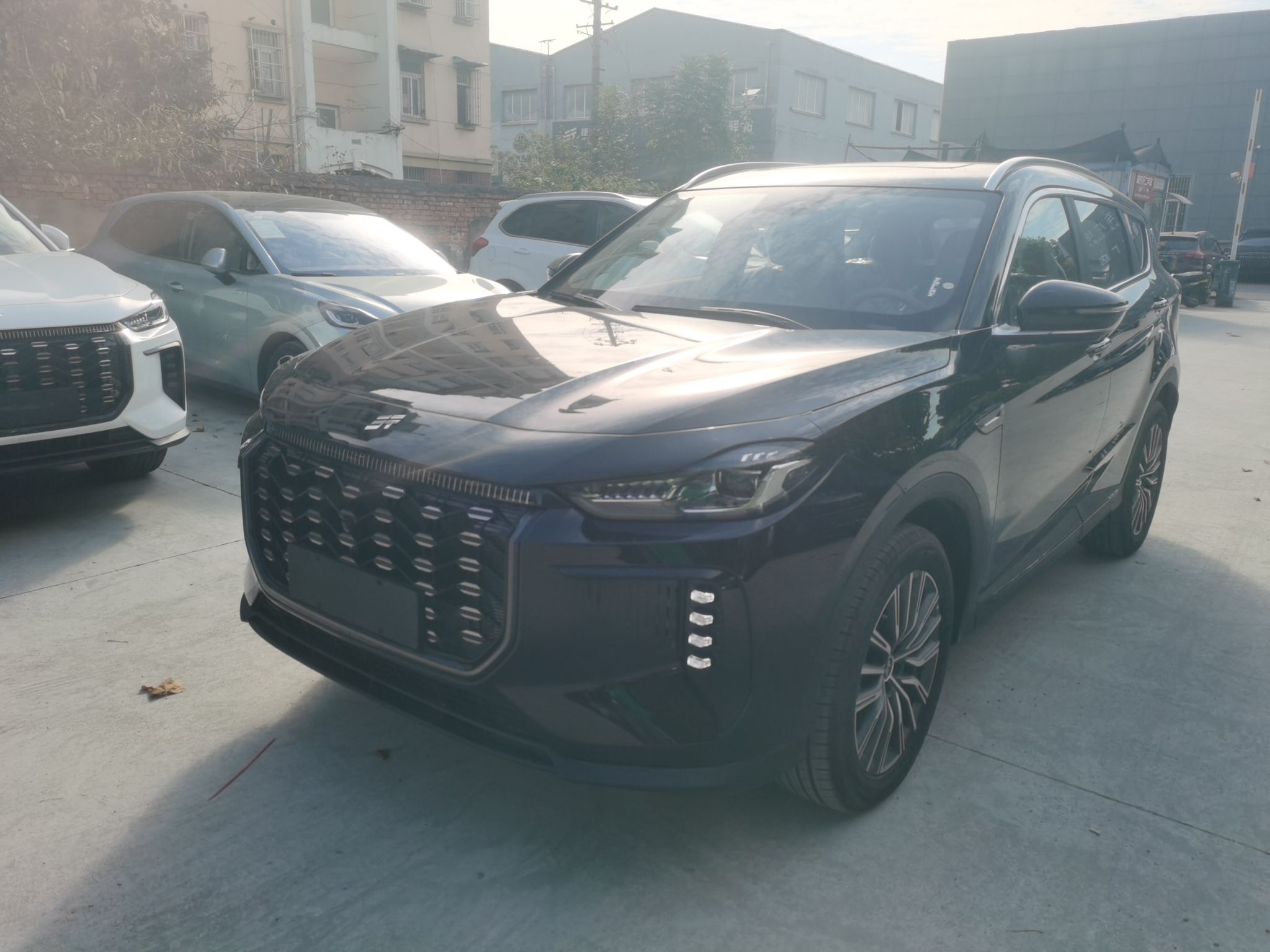 Jetour X70 C-DM 2025 car image 