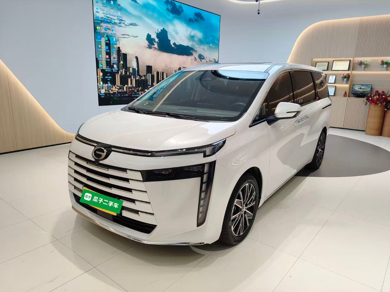 GAC Trumpchi E8 2024 GAC Trumpchi E8 2024 car image