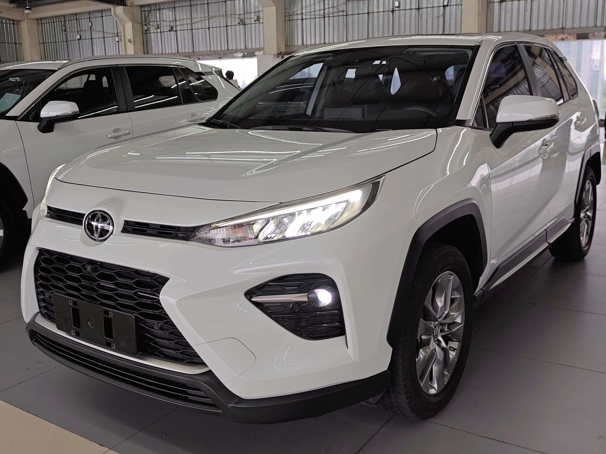 Toyota Wildlander 2022 Toyota Wildlander 2022 汽车图片