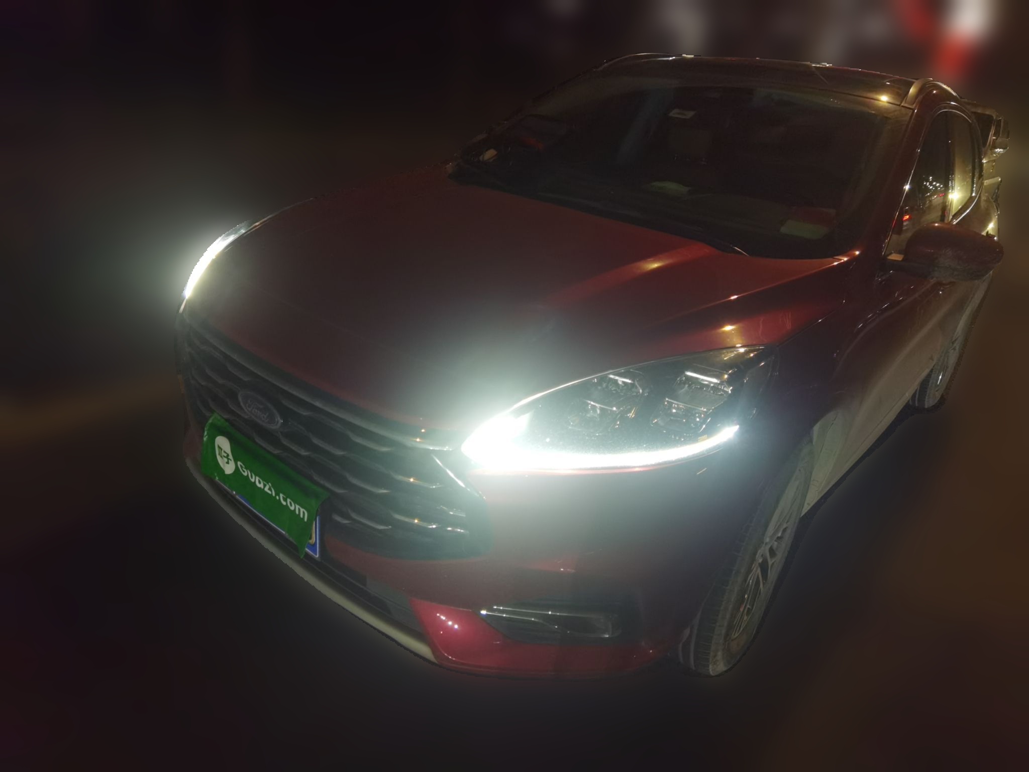 Ford Escape 2022 immagine di auto 