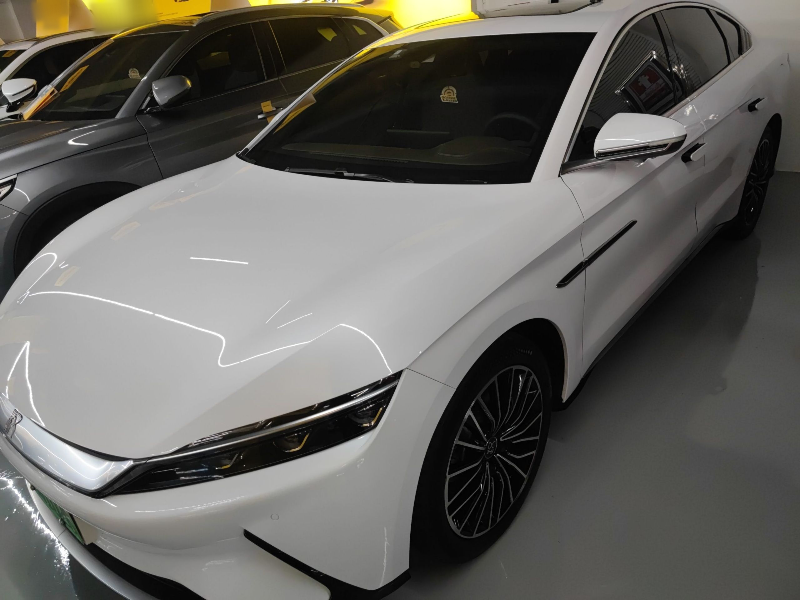 BYD Han 2021 BYD Han 2021 car image