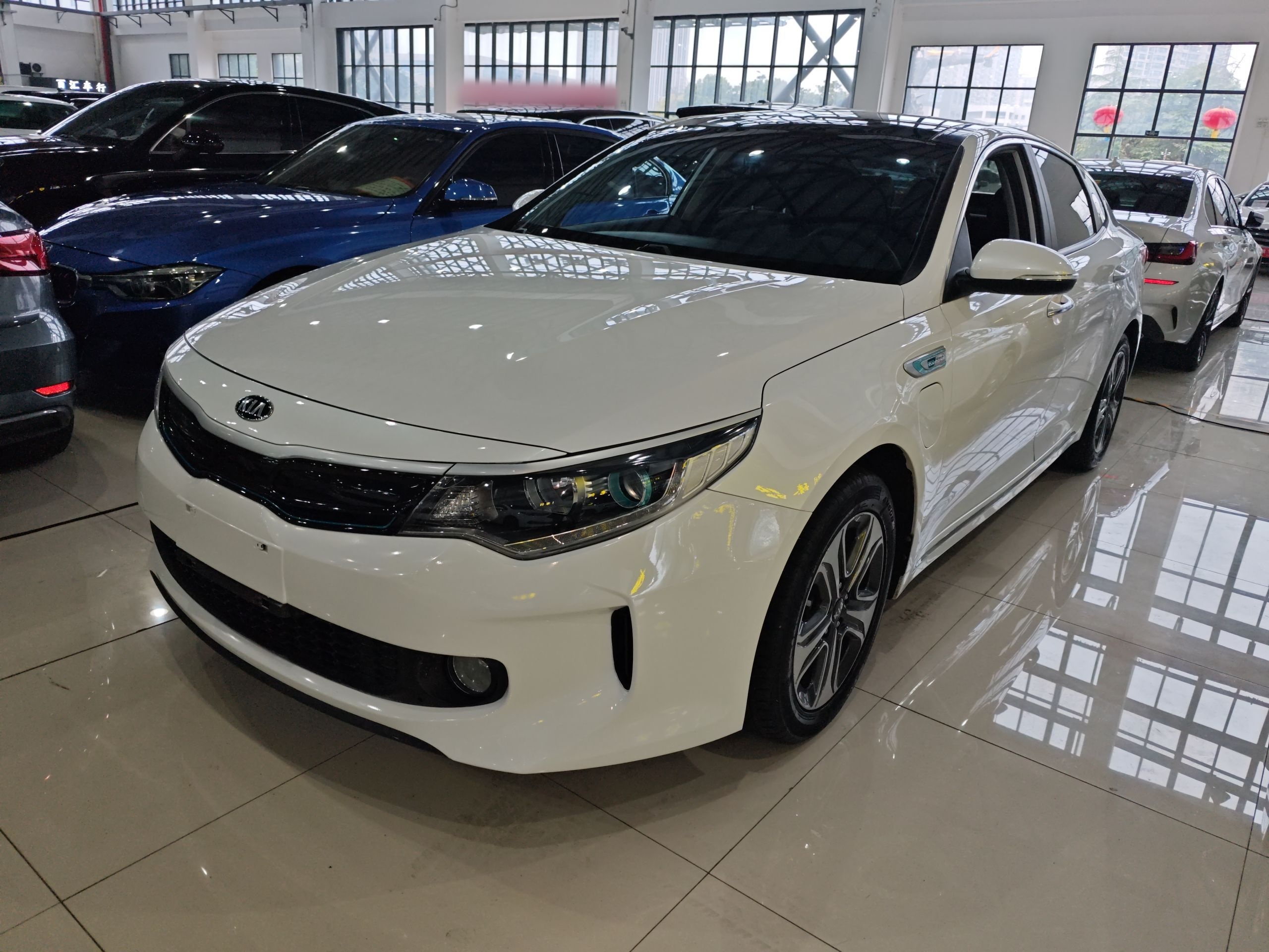 Kia K5 New Energy 2019 汽车图片 