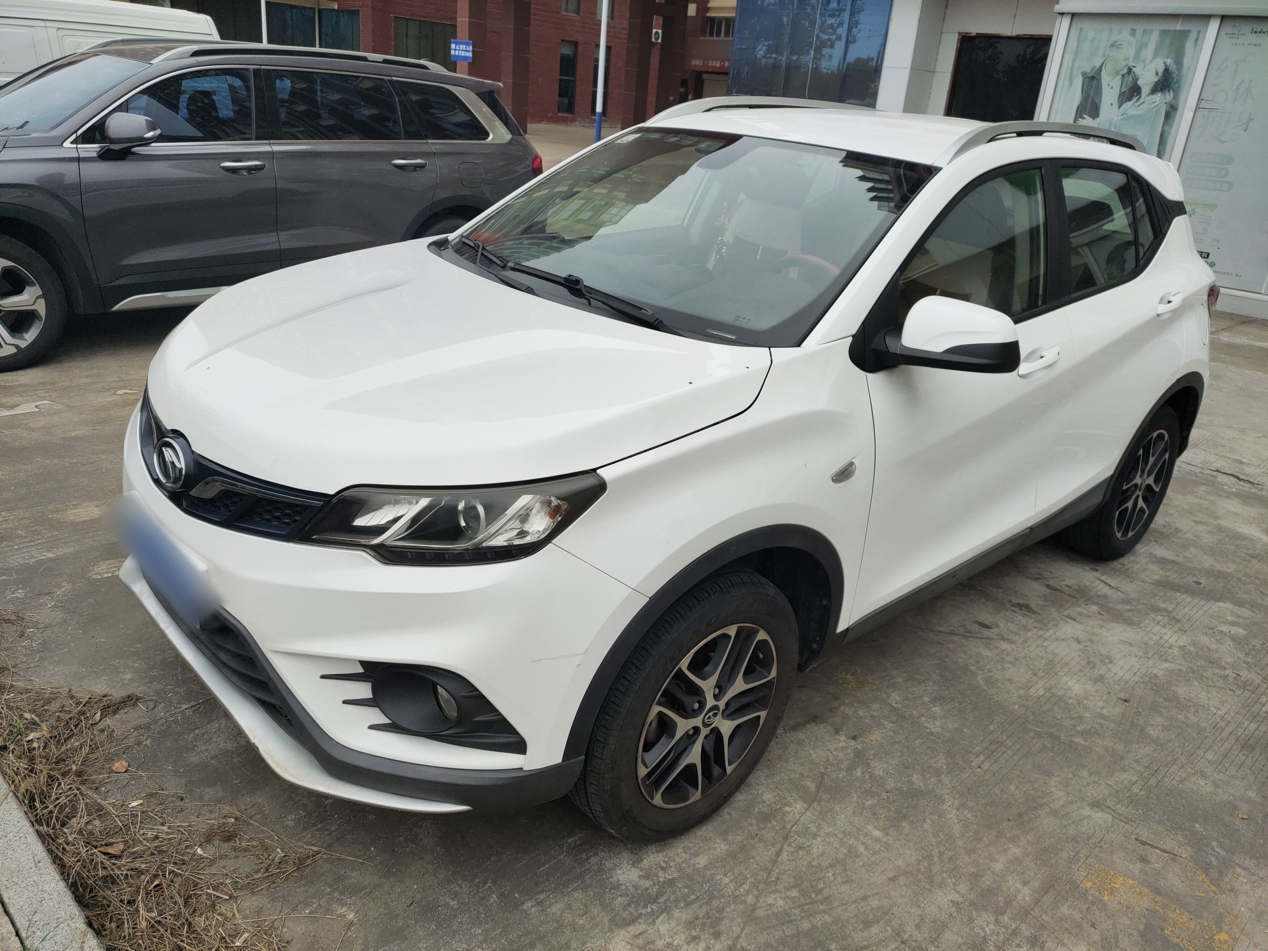 Soueast DX3 2017 Soueast DX3 2017 imagen de coche