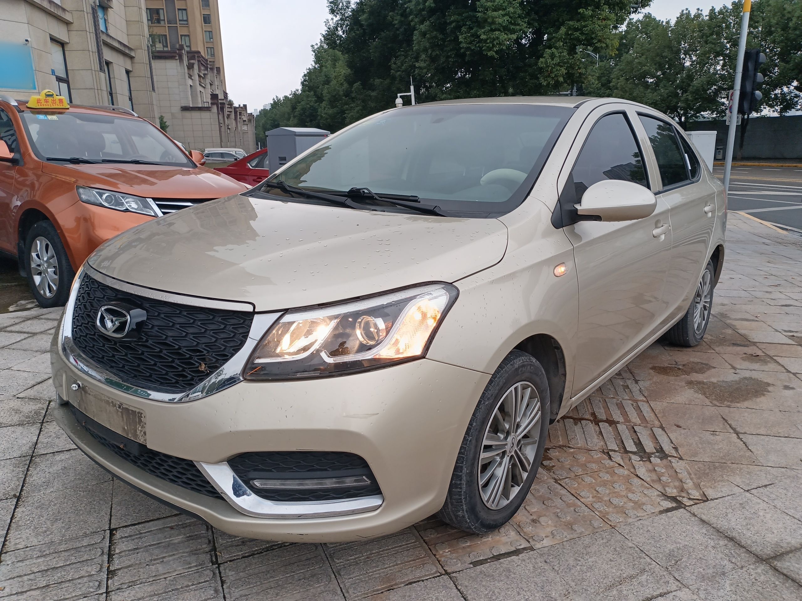 Kaiyi E3 2018 car image 