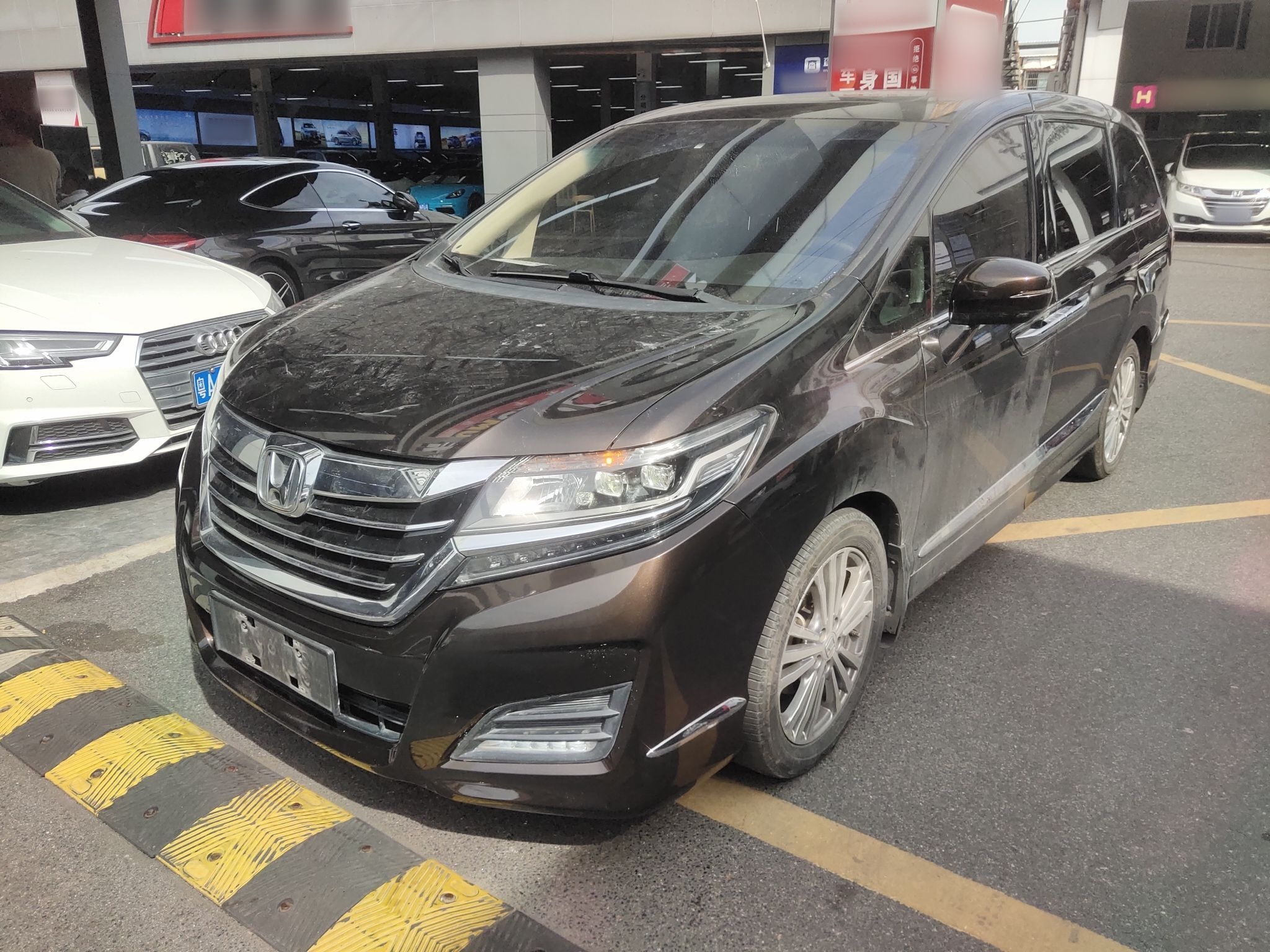 Honda Elysion 2017 Honda Elysion 2017 car image