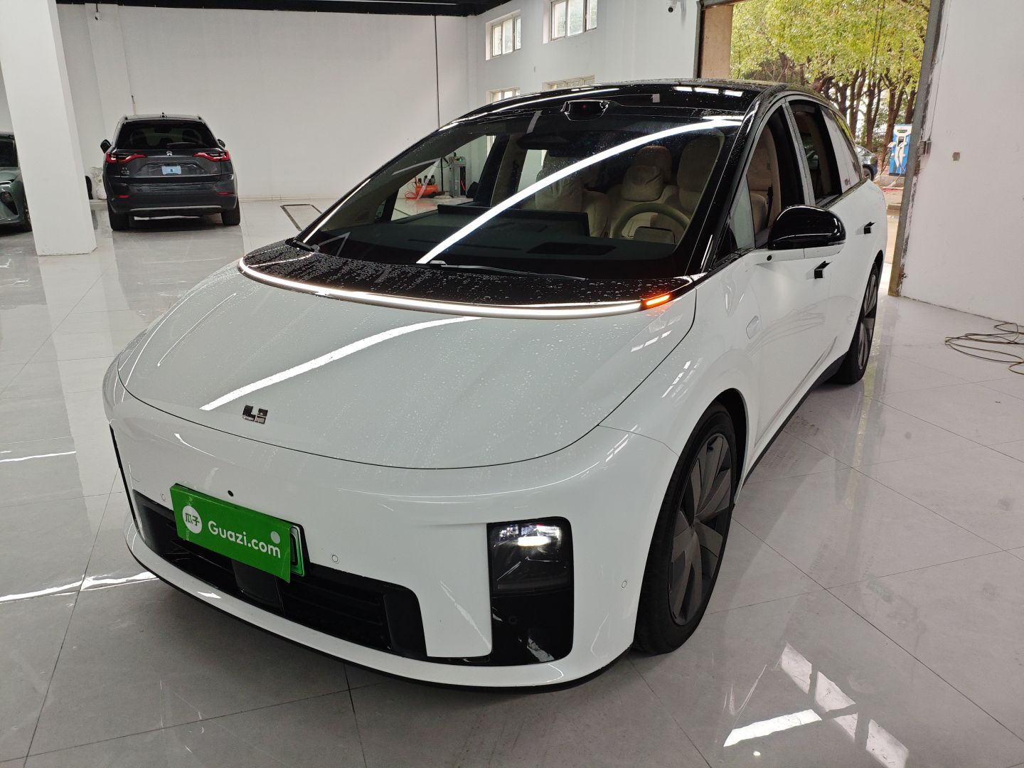 Li i8 2025 image de voiture 