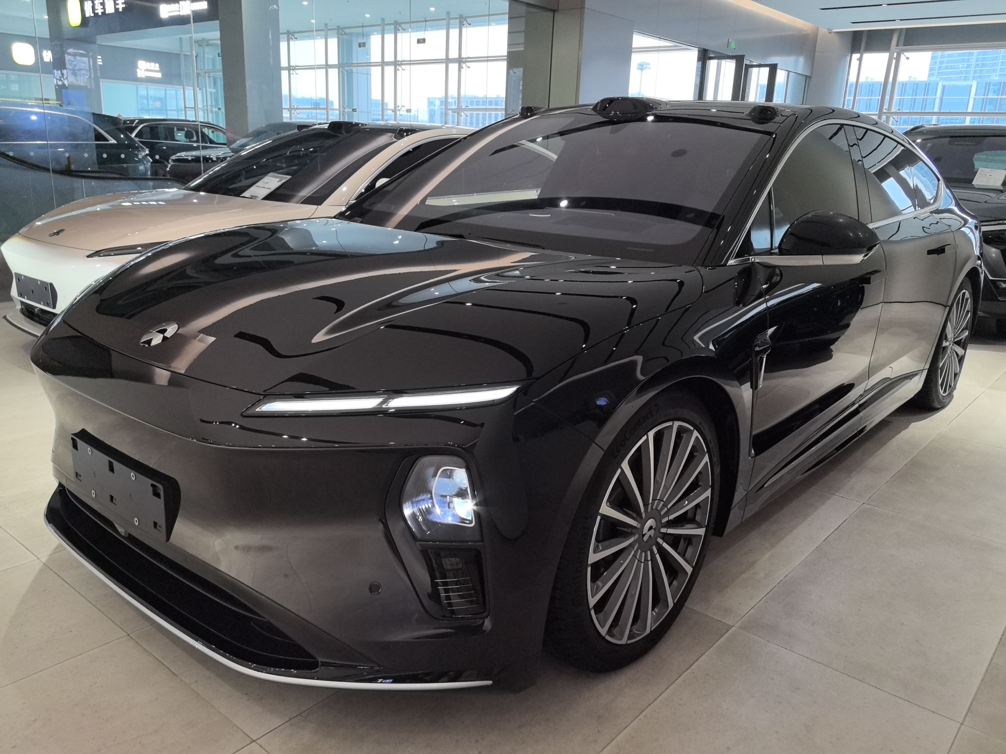 NIO ET9 2024 汽车图片 