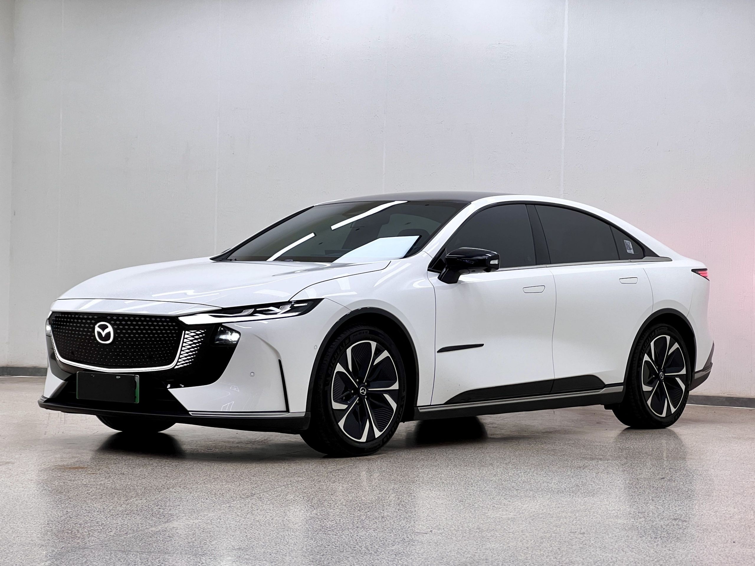 Mazda EZ-6 2024 汽车图片 