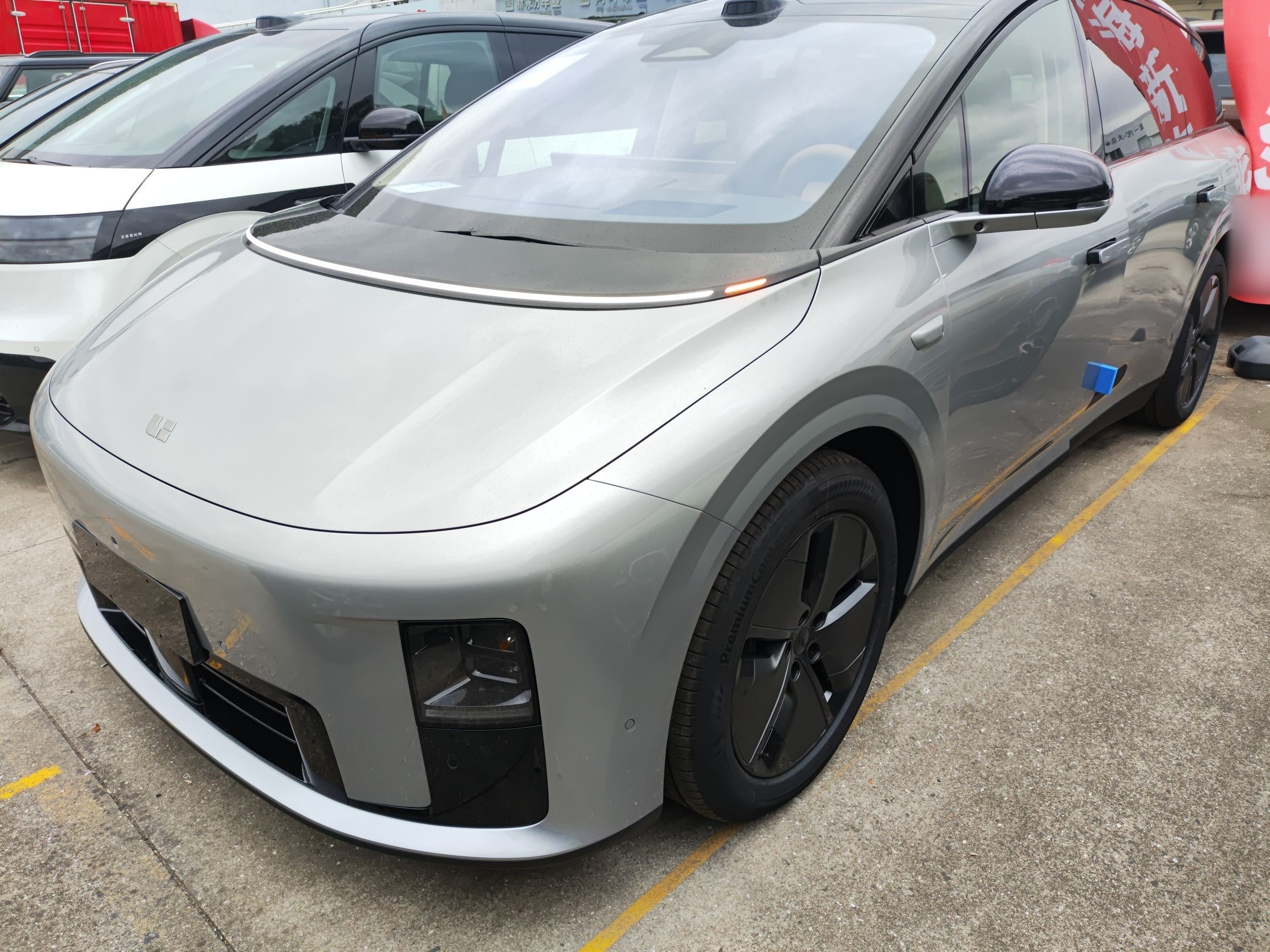 Li i8 2025 image de voiture 