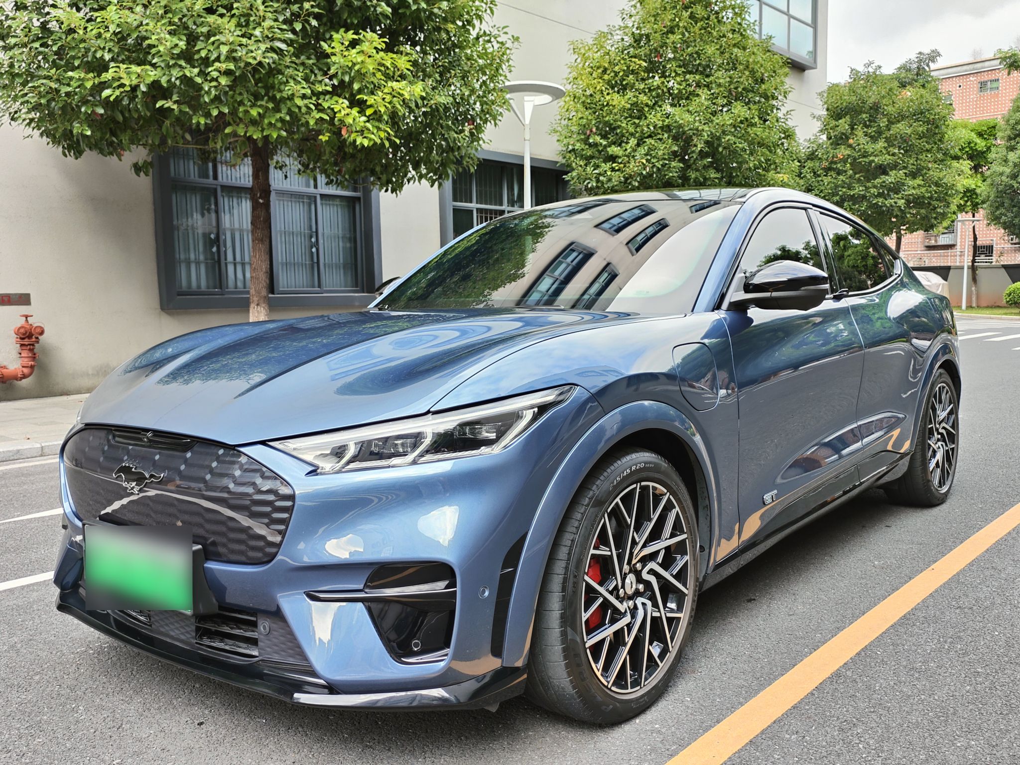 Ford Mustang Mach-E 2023 car image 