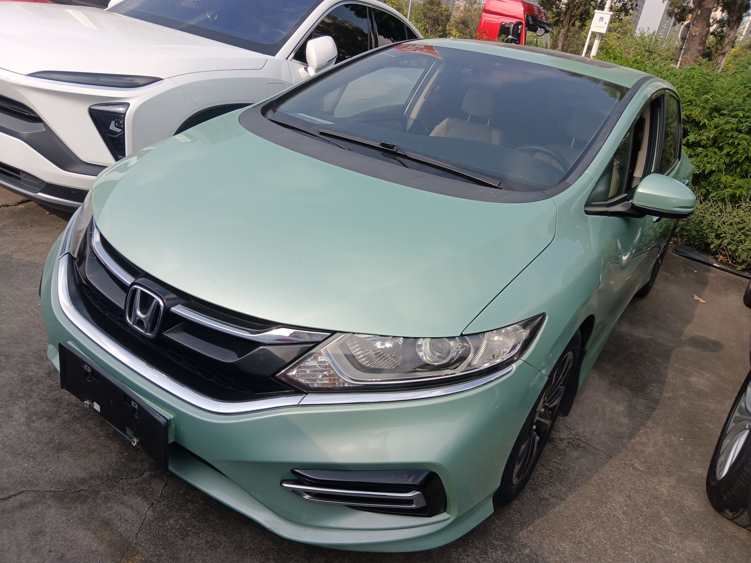 Honda Jade 2017 car image 