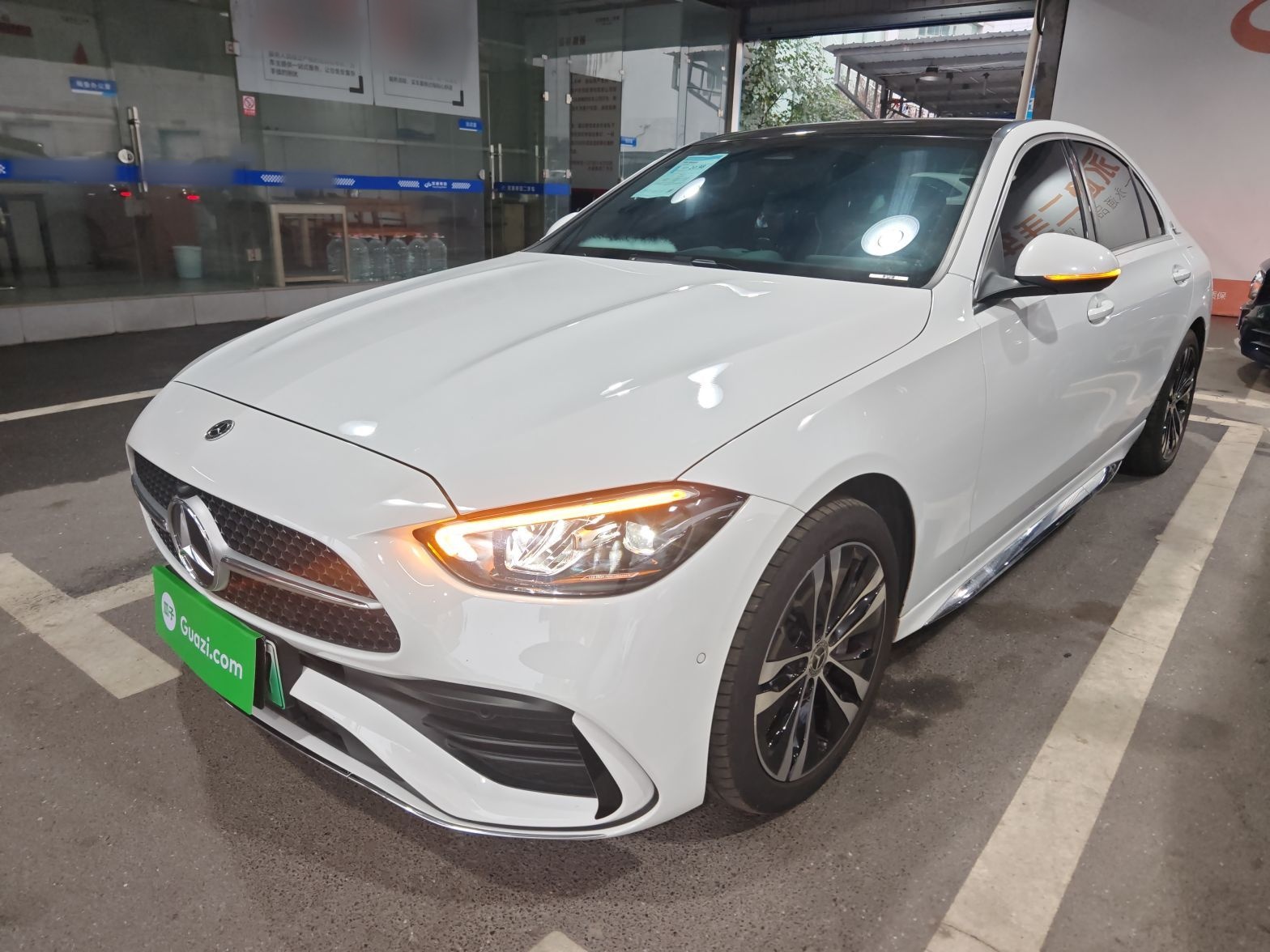 Mercedes-Benz C Class New Energy 2023 car image 