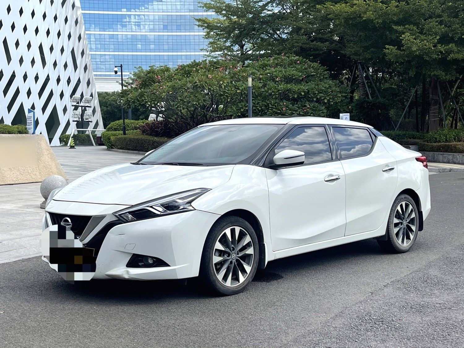 Nissan Bluebird Classic 2018 汽车图片 