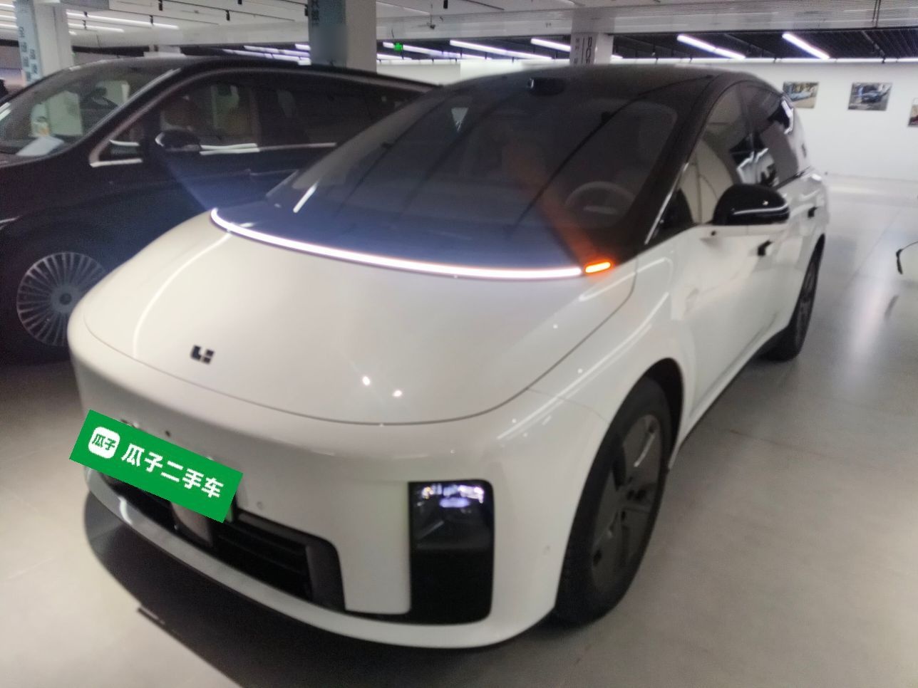 Li i8 2025 image de voiture 