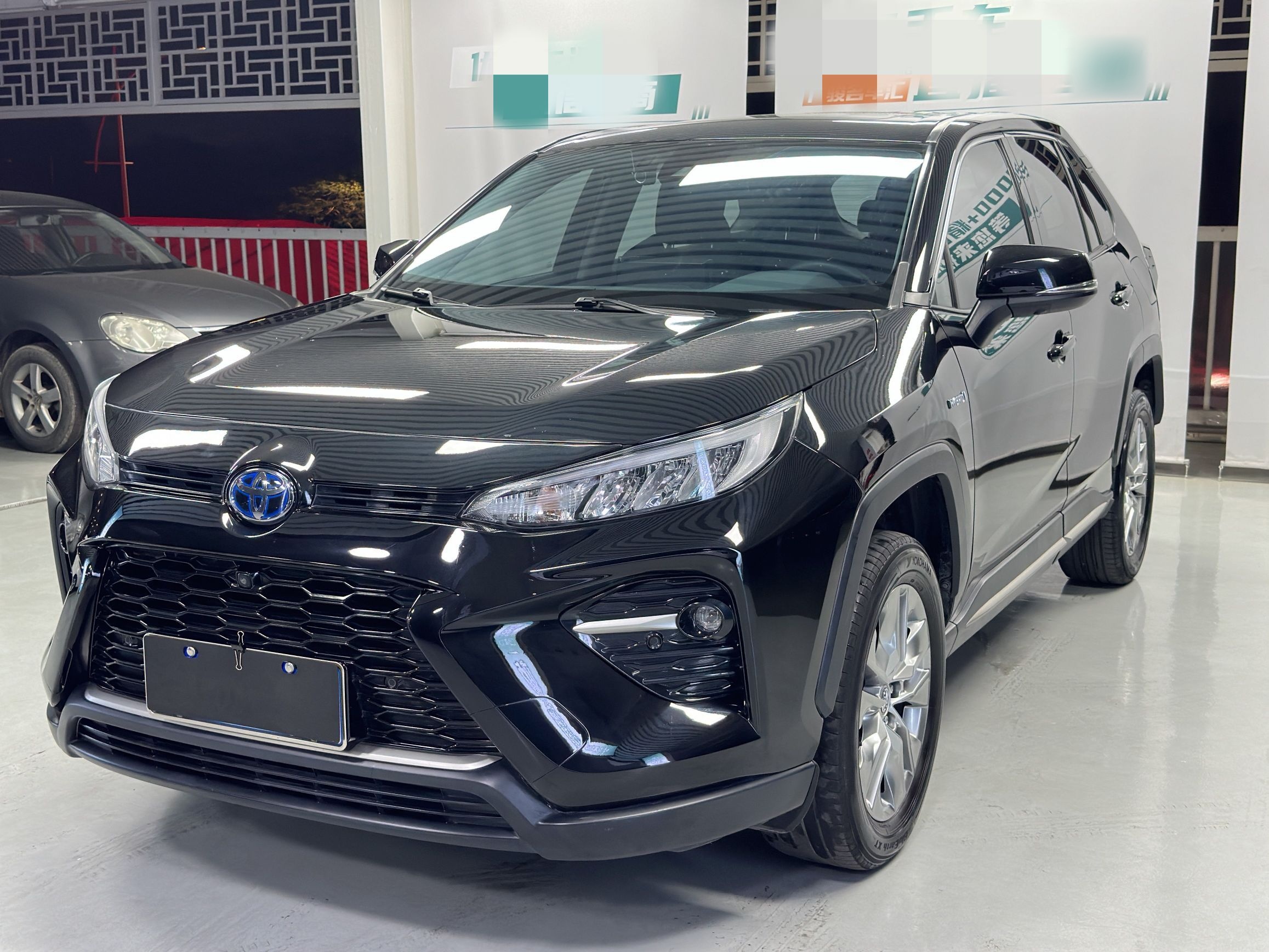Toyota Wildlander 2022 Toyota Wildlander 2022 汽车图片
