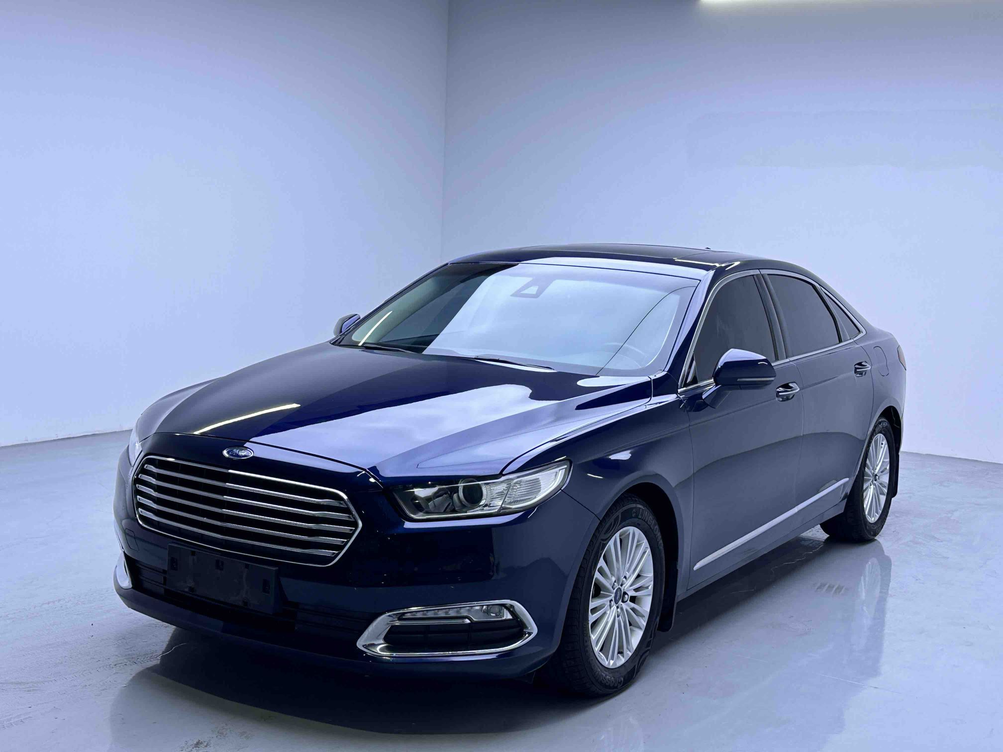 Ford Taurus 2017 car image 