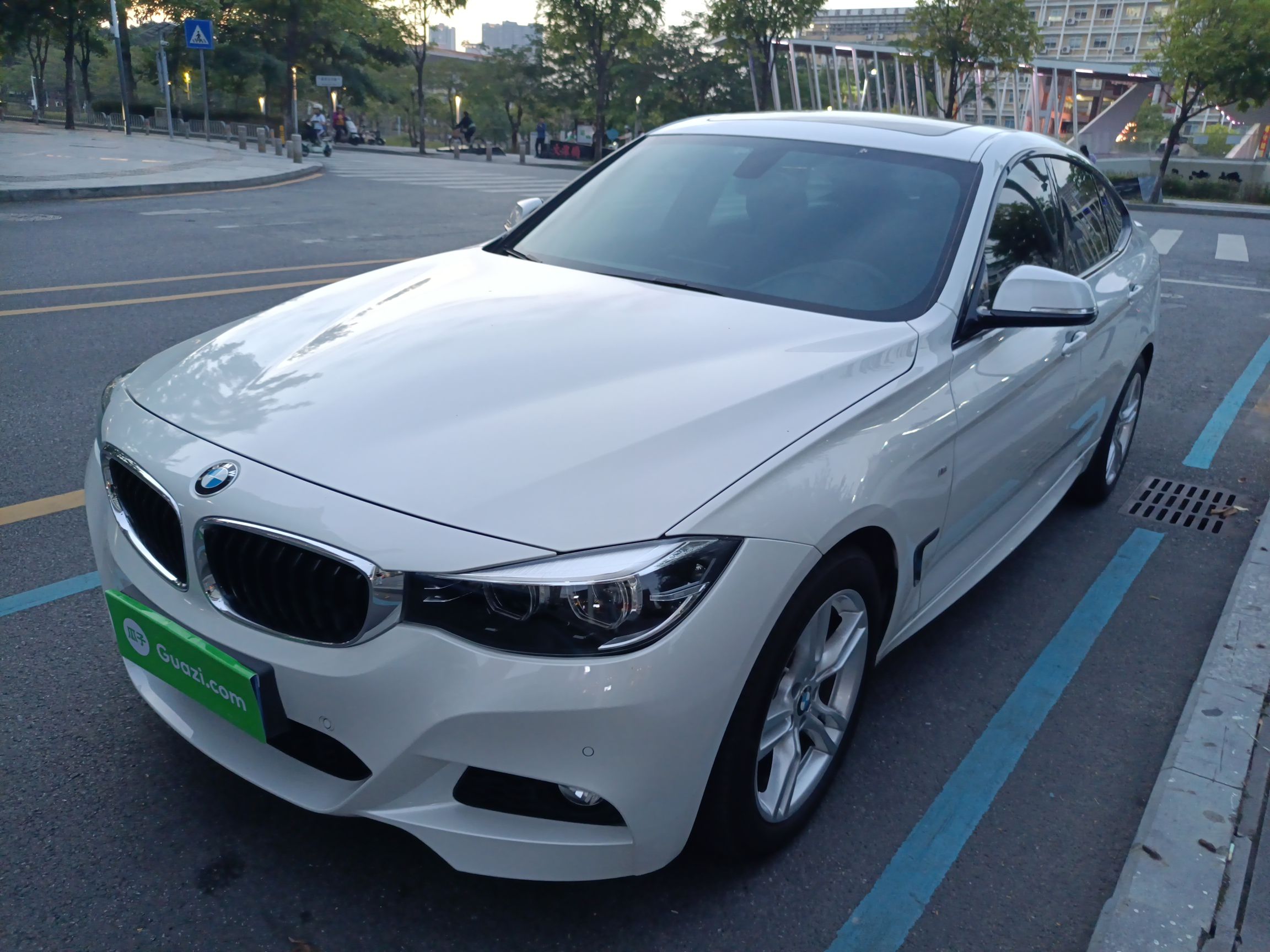 BMW 3 Series GT 2020 BMW 3 Series GT 2020 immagine di auto