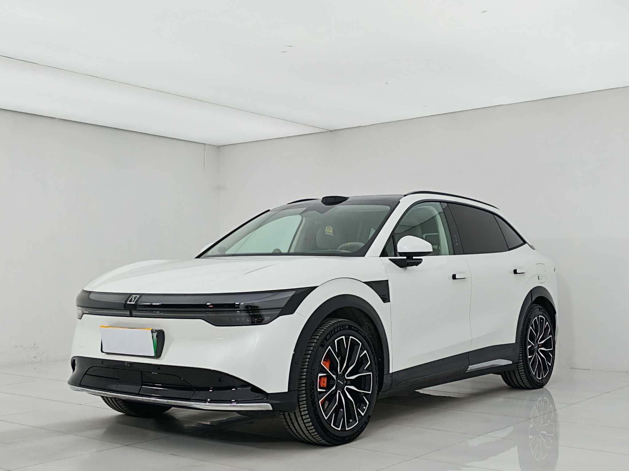 Zeekr 7X 2024 car image 
