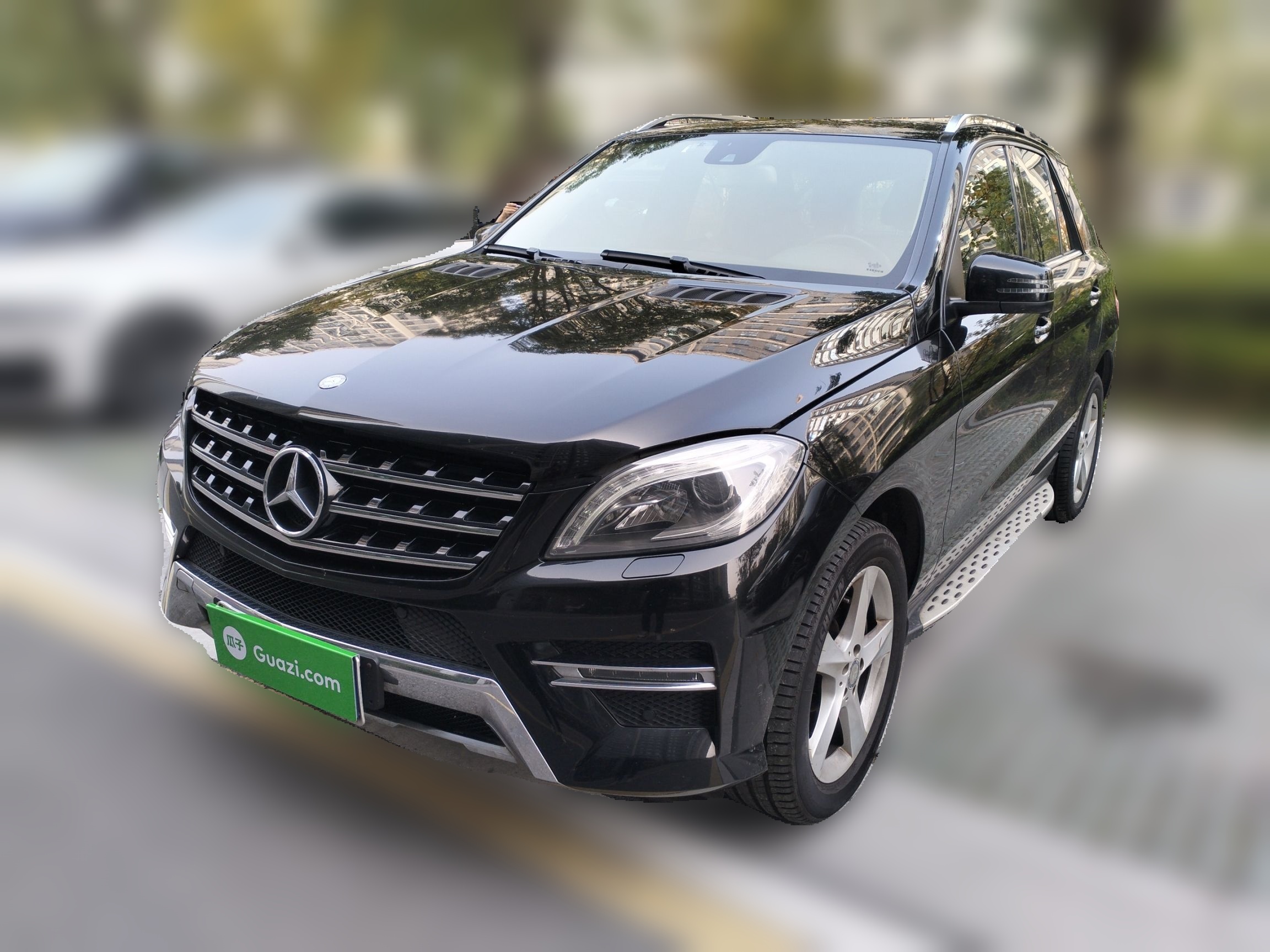 Mercedes-Benz M Class 2015 car image 