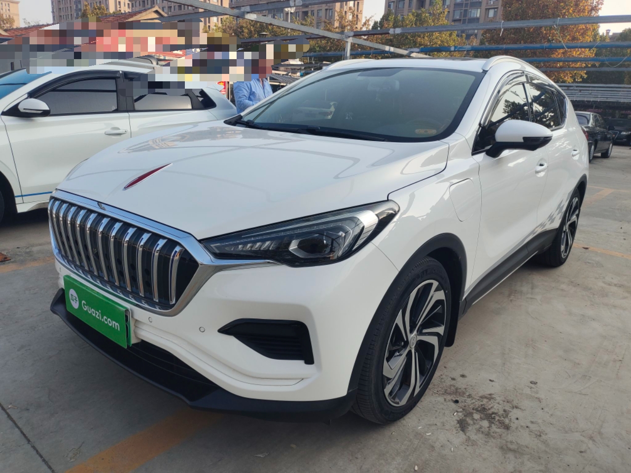 HongQi E-HS3 2020 car image 