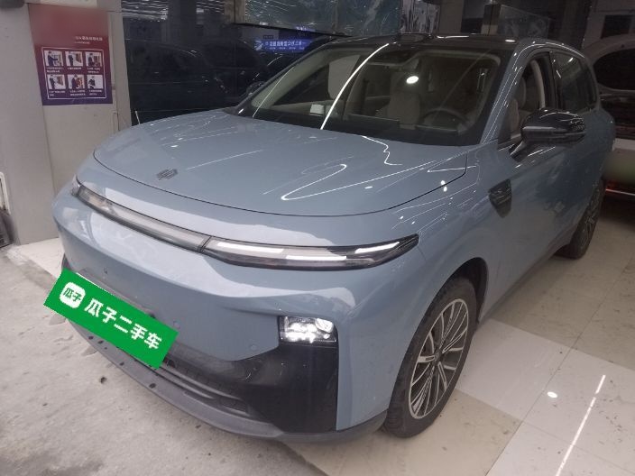 Leapmotor B10 2025 汽车图片 