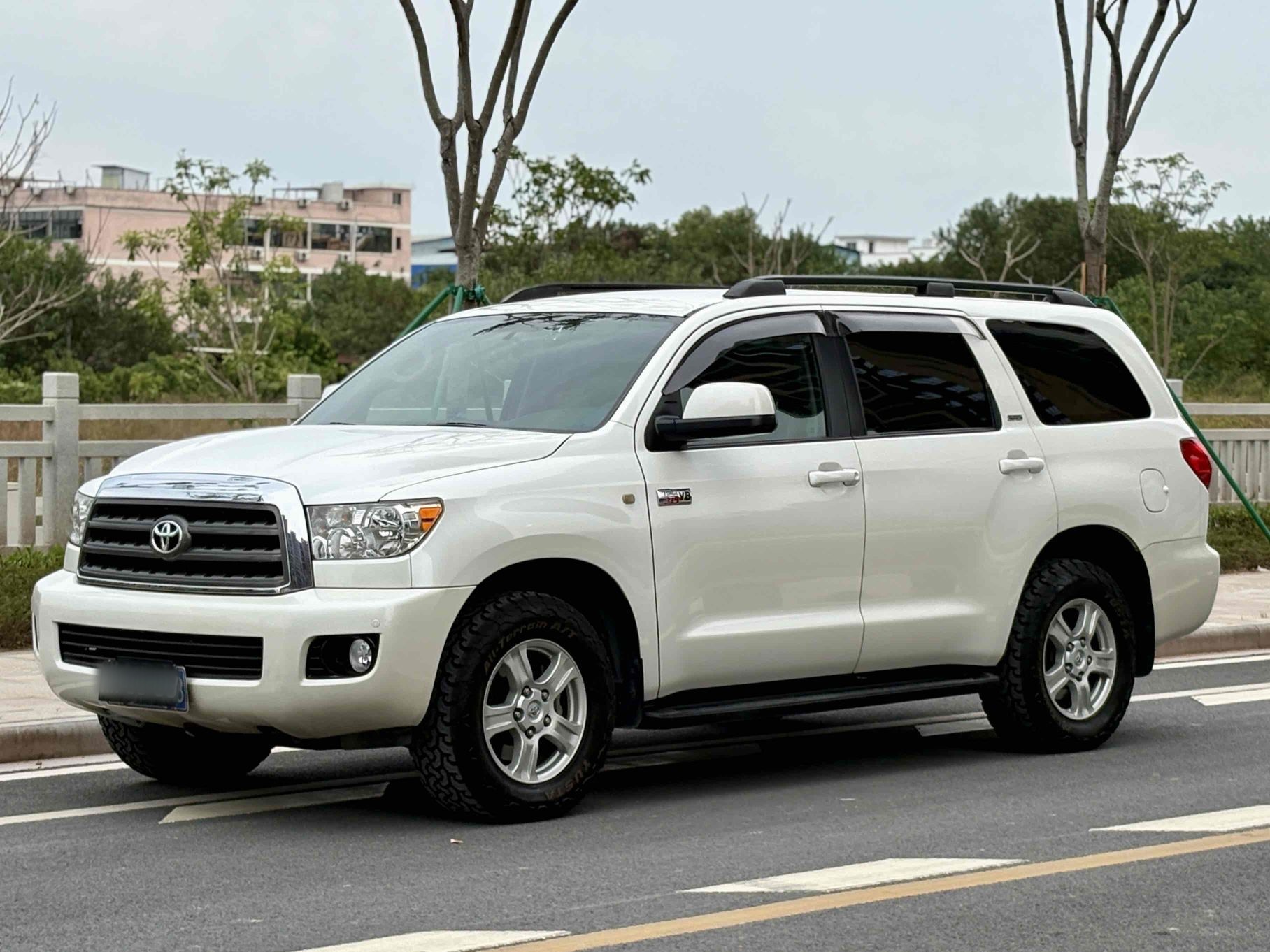 Toyota Sequoia 2016 汽车图片 