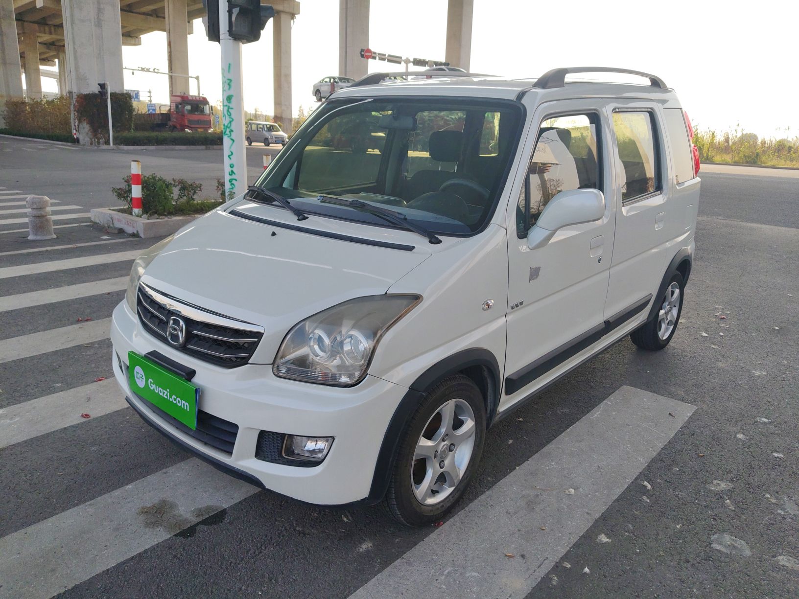 Suzuki Wagon R X5 2017 image de voiture 