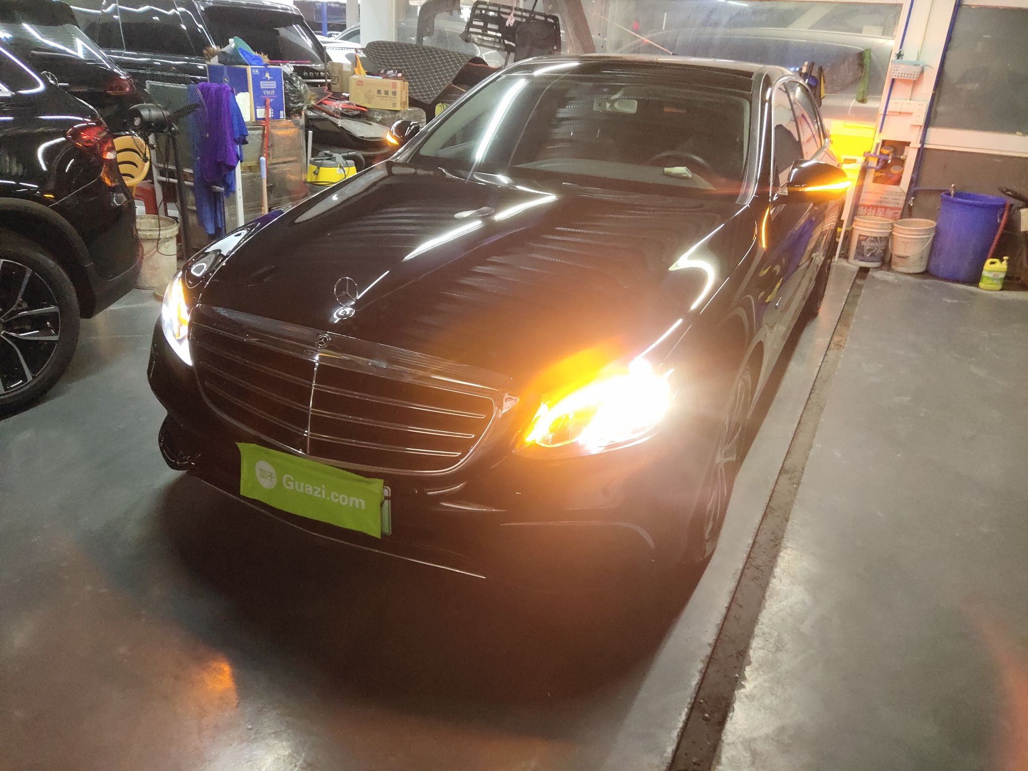 Mercedes-Benz E Class New Energy 2020 car image 